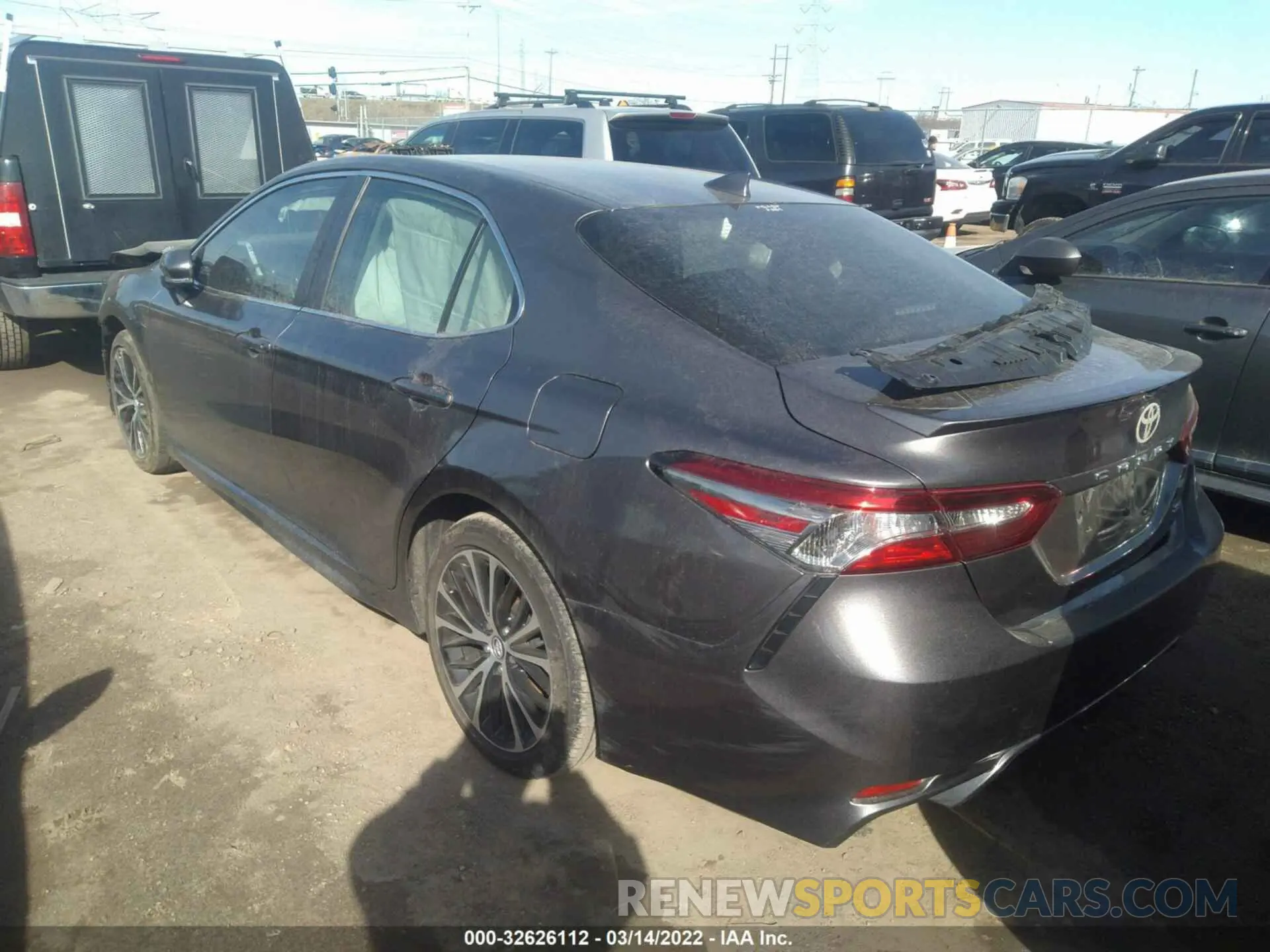 3 Фотография поврежденного автомобиля 4T1B11HK2KU246766 TOYOTA CAMRY 2019