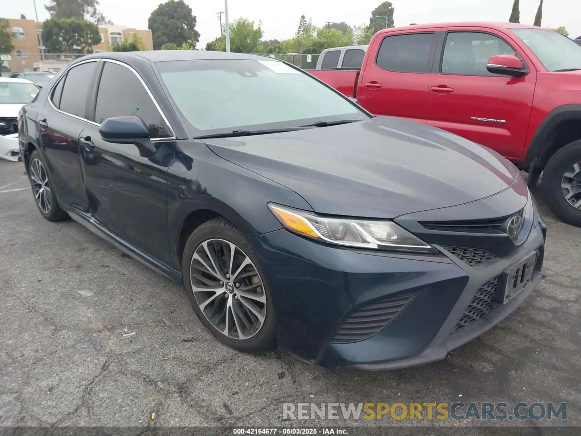 1 Фотография поврежденного автомобиля 4T1B11HK2KU263082 TOYOTA CAMRY 2019