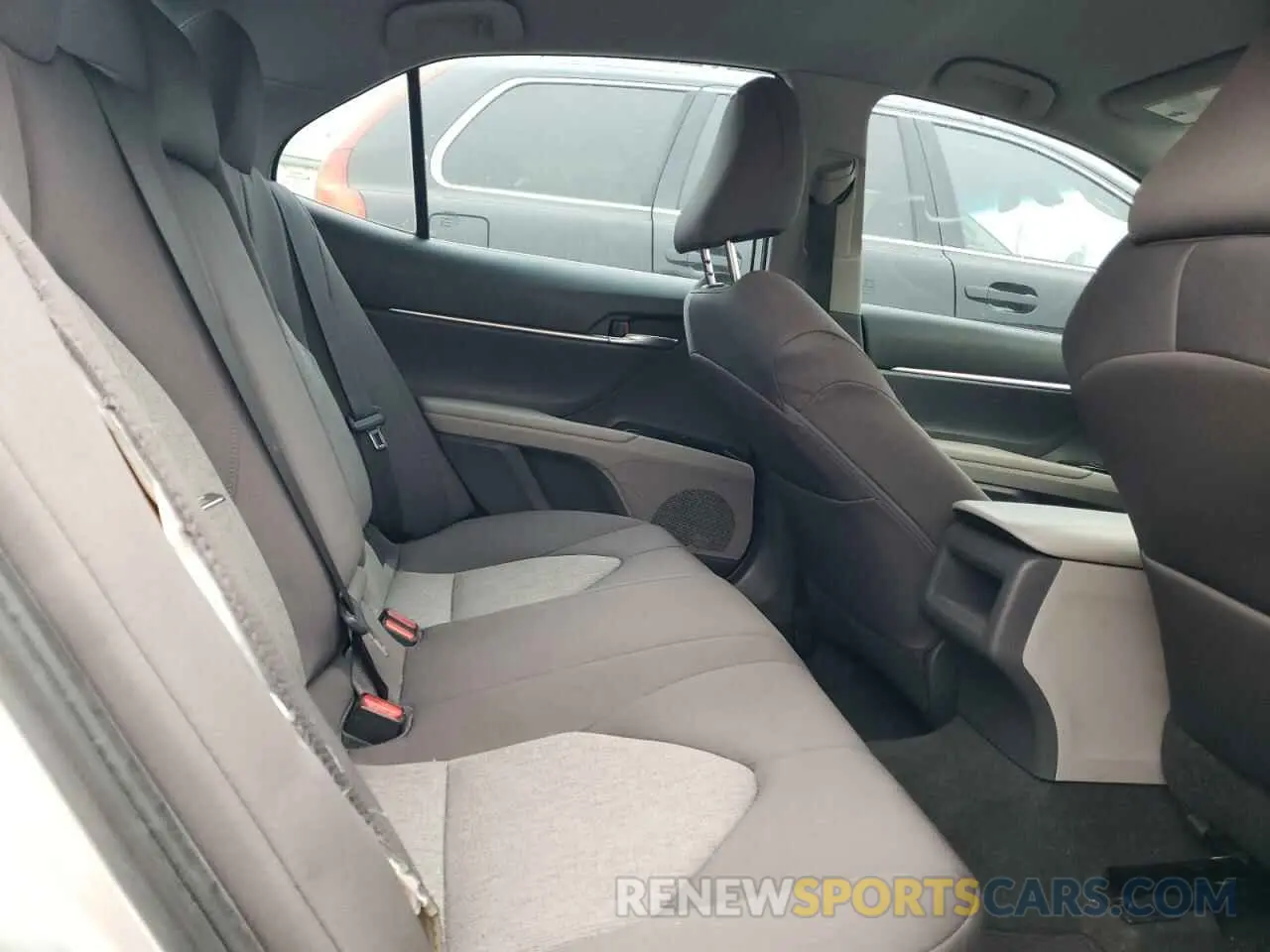 10 Фотография поврежденного автомобиля 4T1B11HK2KU265169 TOYOTA CAMRY 2019