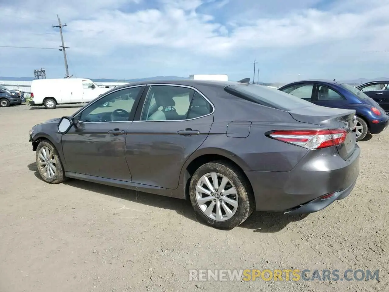 2 Photograph of a damaged car 4T1B11HK2KU269657 TOYOTA CAMRY 2019