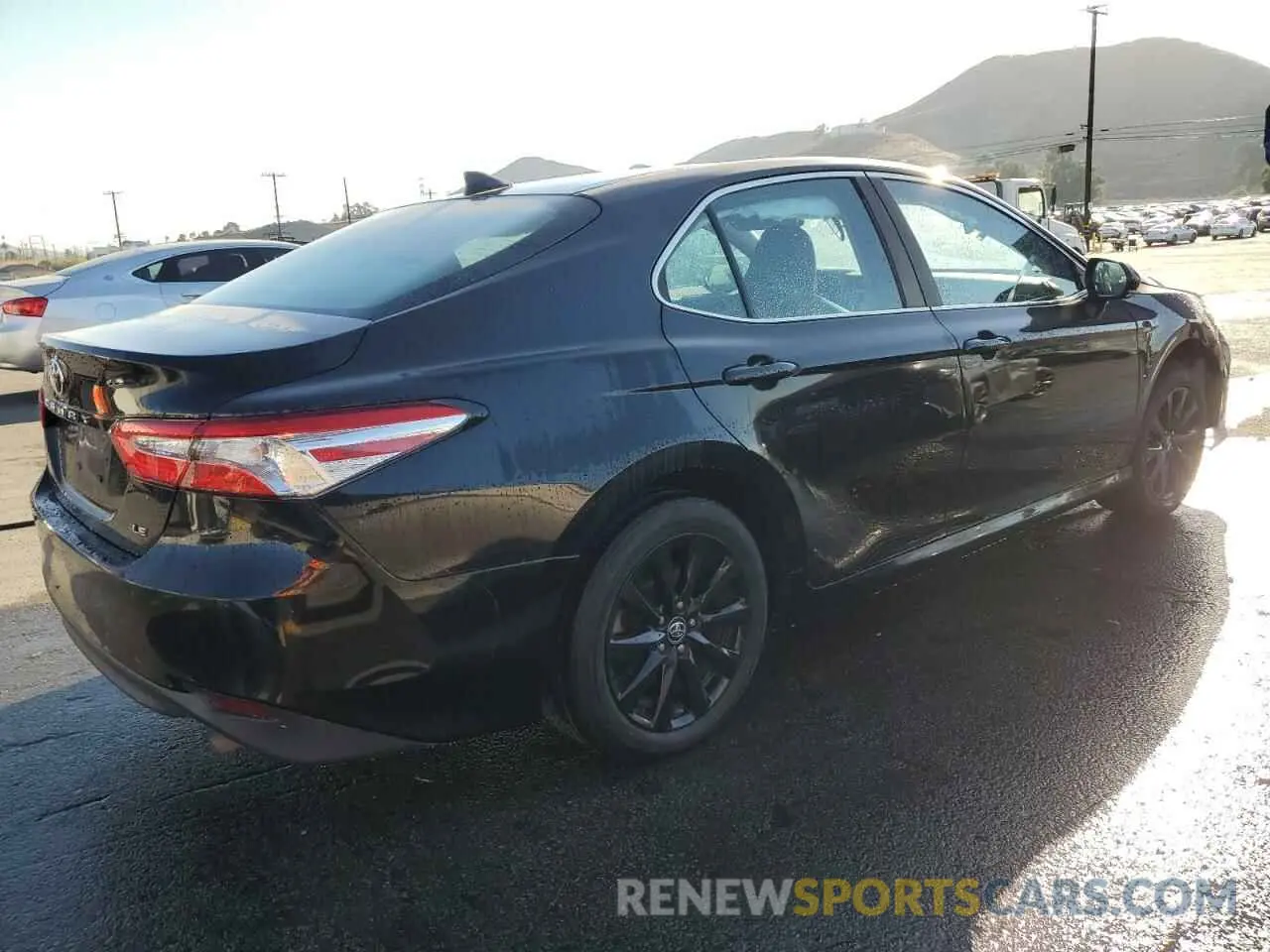 3 Photograph of a damaged car 4T1B11HK2KU280660 TOYOTA CAMRY 2019
