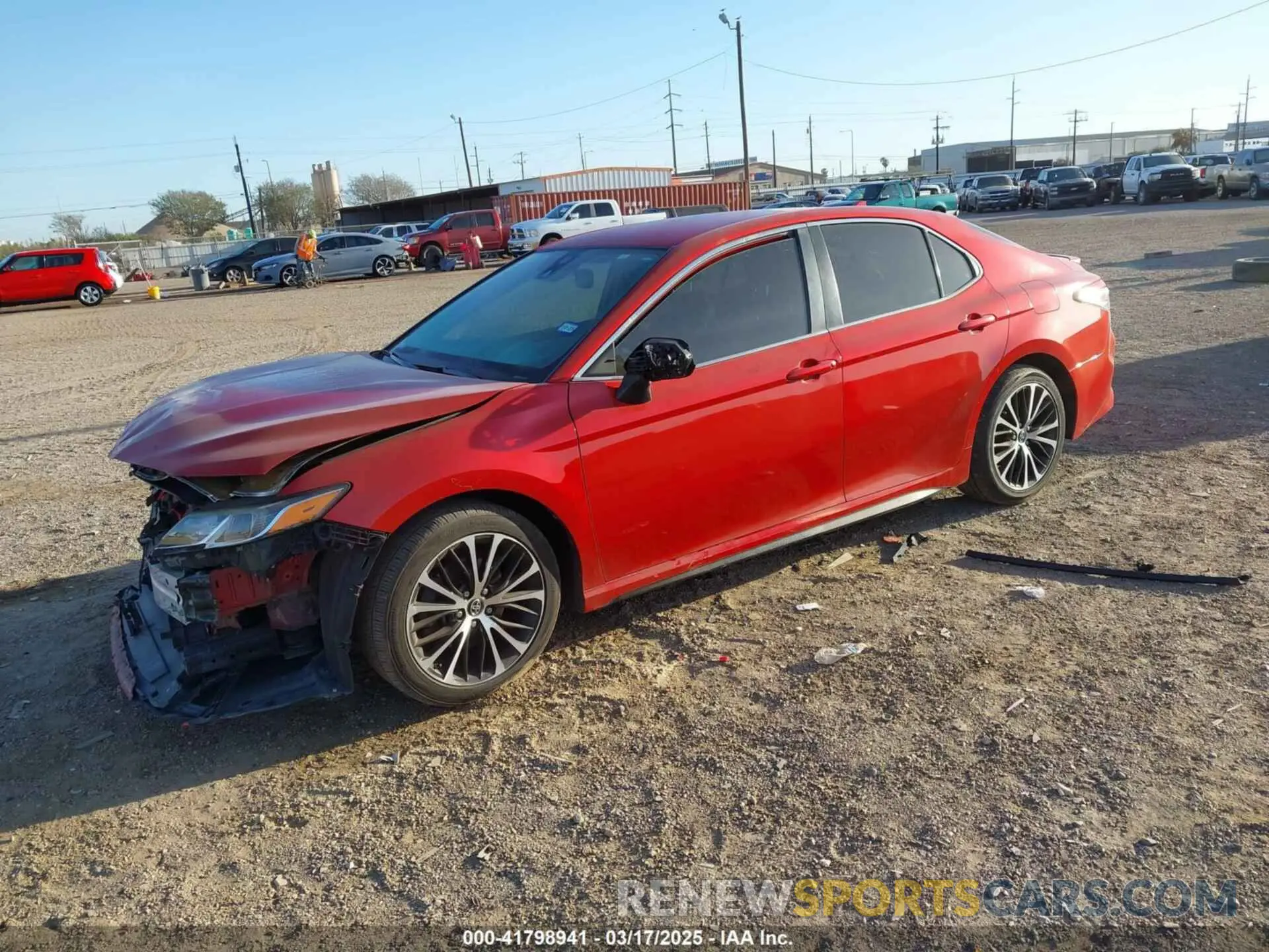 2 Photograph of a damaged car 4T1B11HK2KU281100 TOYOTA CAMRY 2019