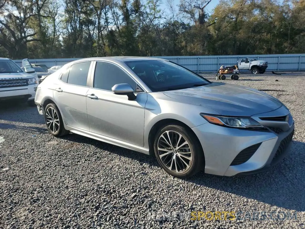 4 Photograph of a damaged car 4T1B11HK2KU281744 TOYOTA CAMRY 2019