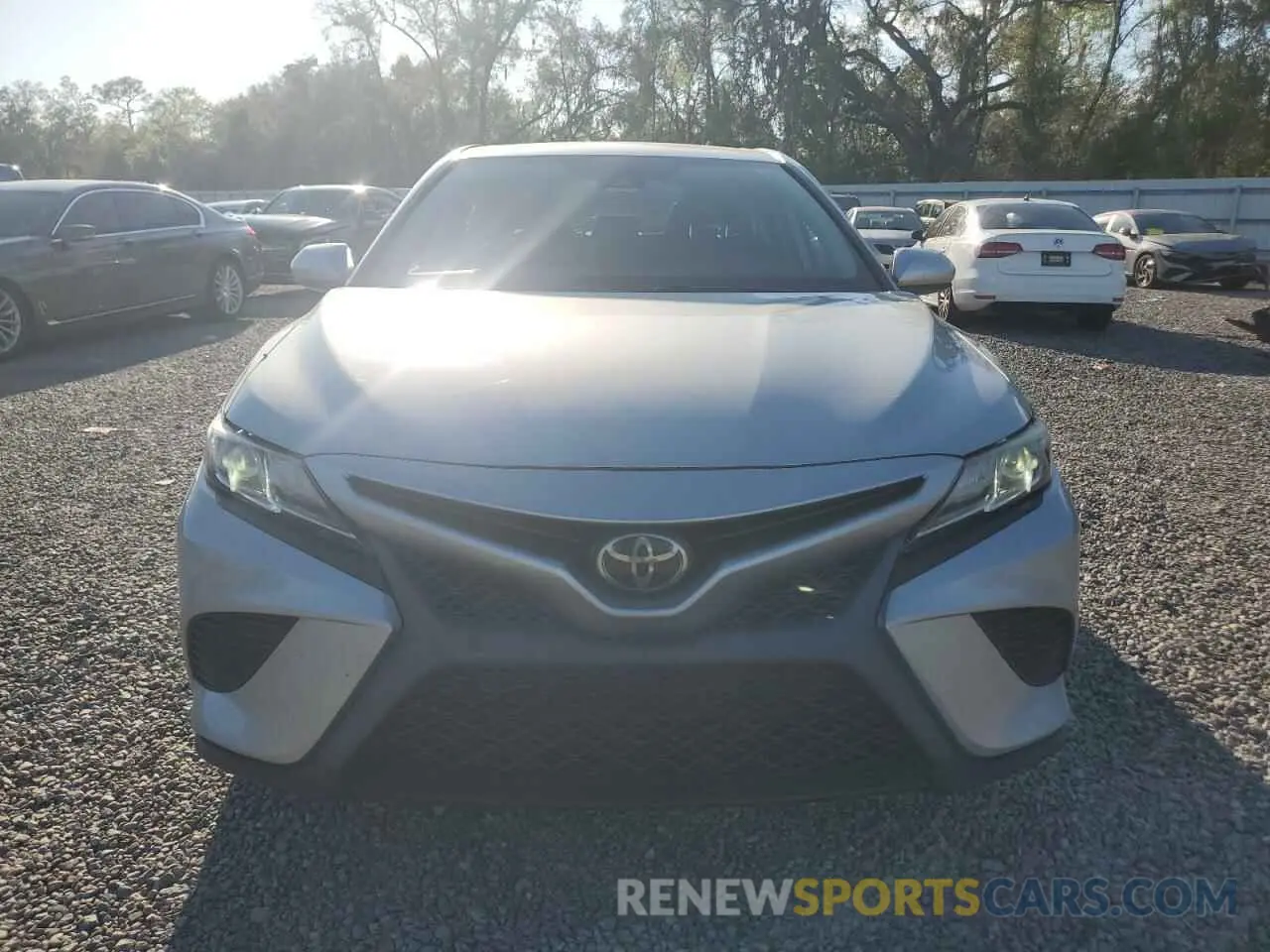 5 Photograph of a damaged car 4T1B11HK2KU281744 TOYOTA CAMRY 2019