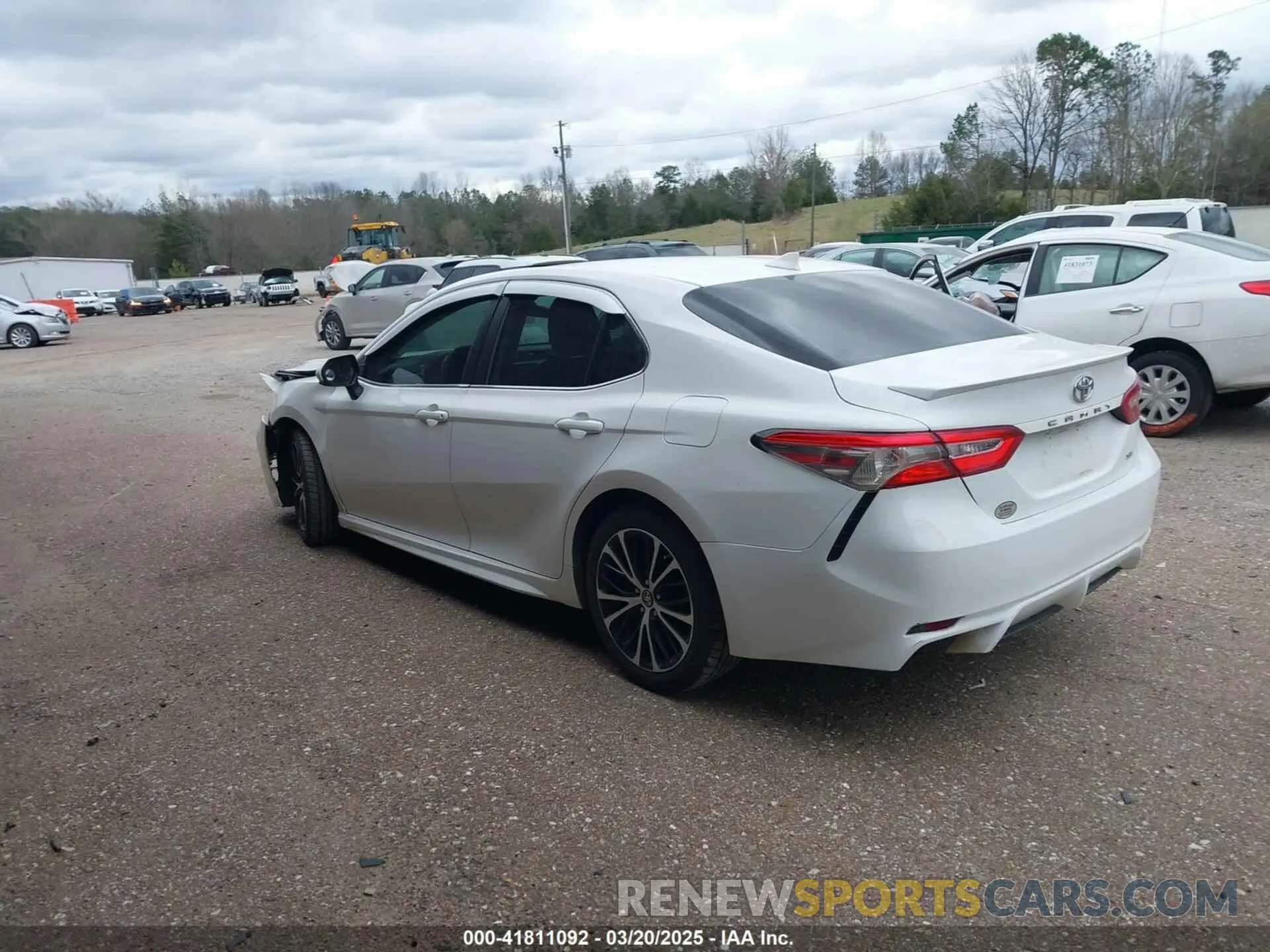 3 Фотография поврежденного автомобиля 4T1B11HK2KU297216 TOYOTA CAMRY 2019