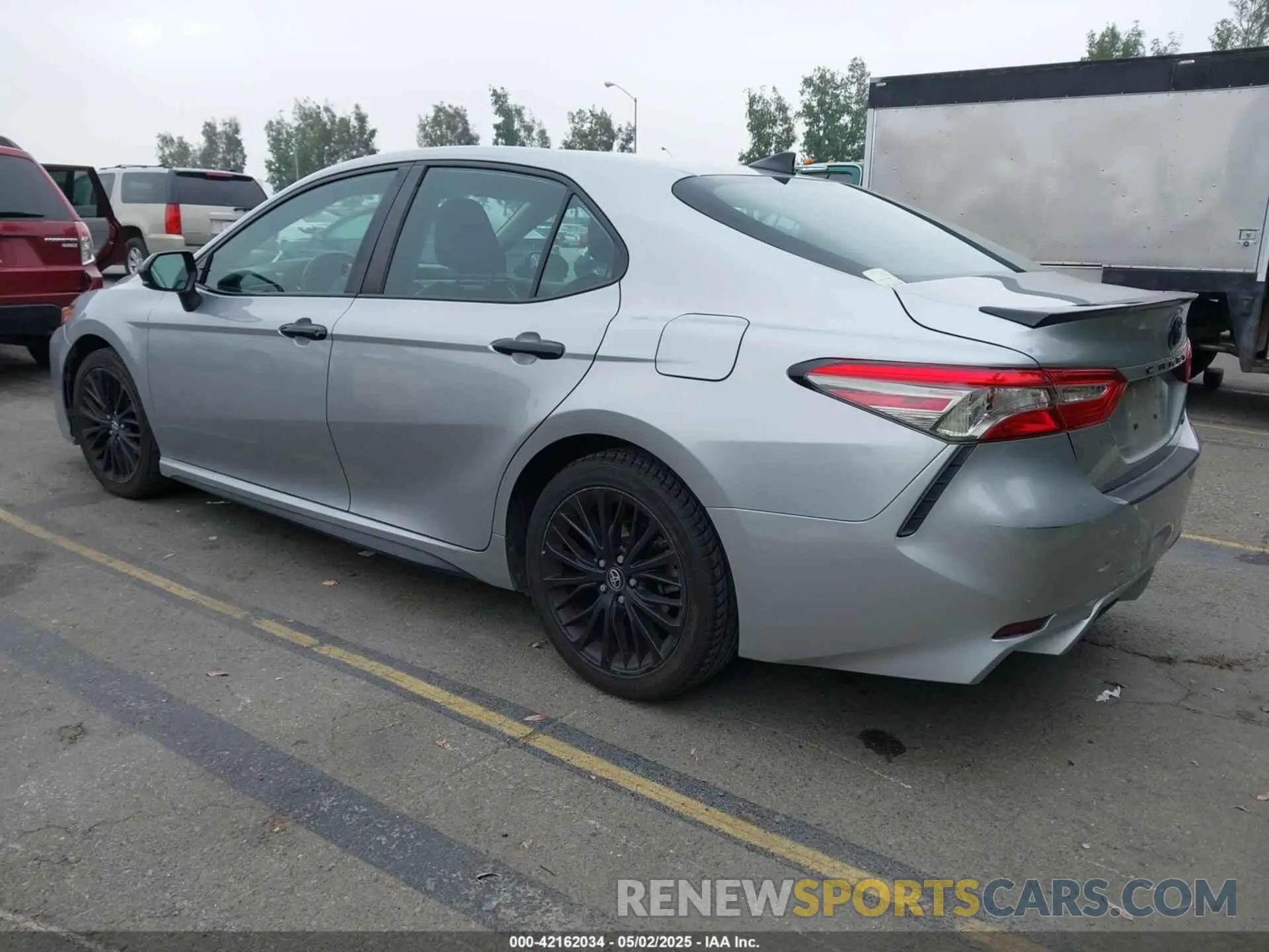 3 Photograph of a damaged car 4T1B11HK2KU299628 TOYOTA CAMRY 2019