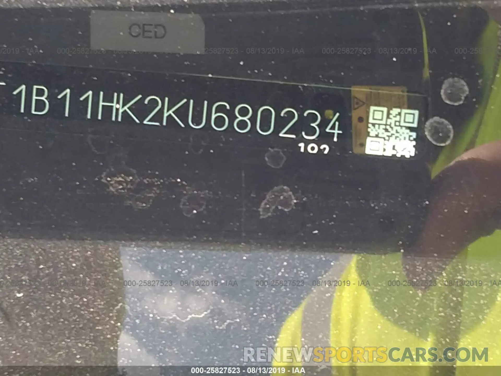 9 Photograph of a damaged car 4T1B11HK2KU680234 TOYOTA CAMRY 2019