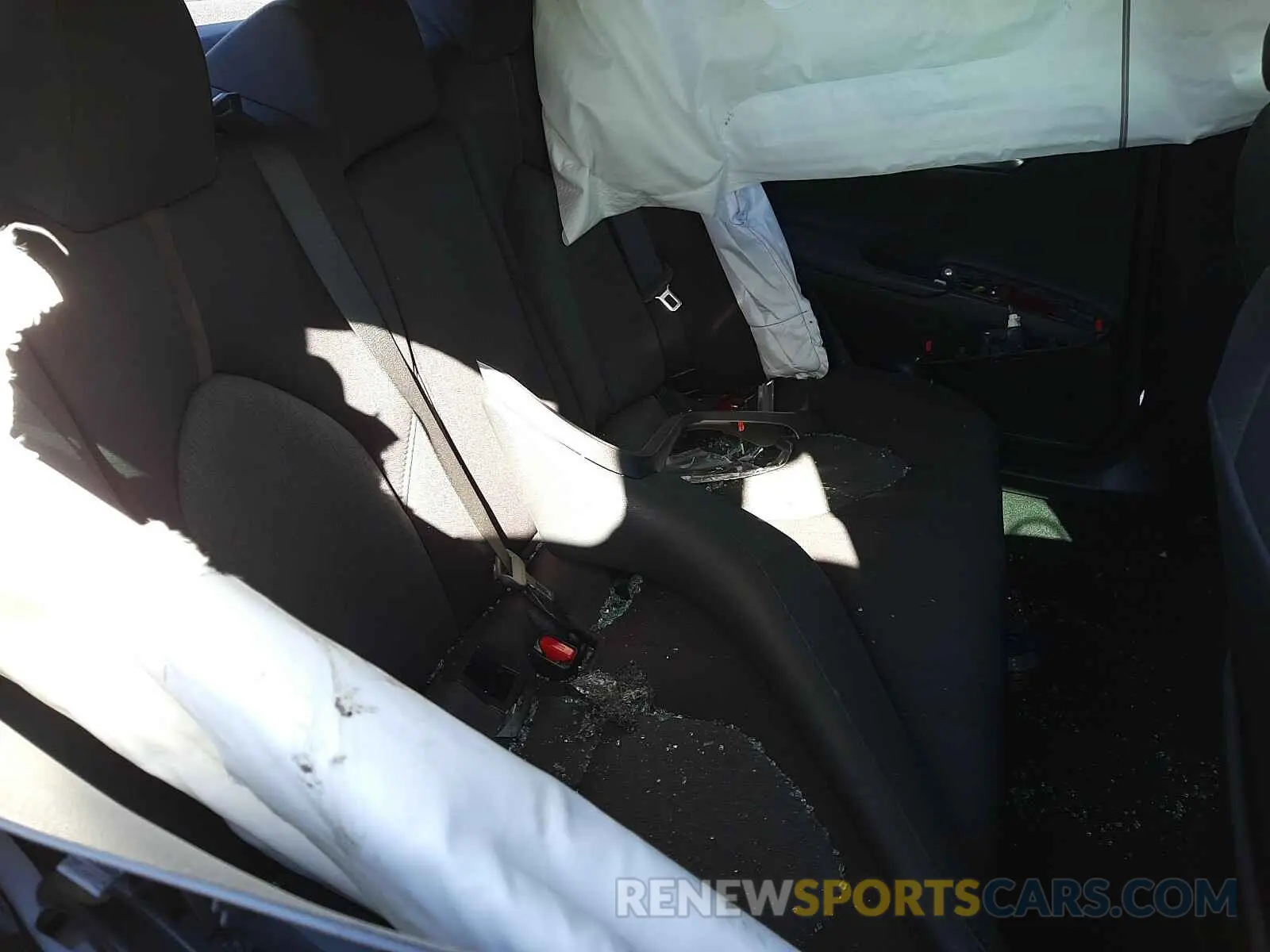 6 Photograph of a damaged car 4T1B11HK2KU685059 TOYOTA CAMRY 2019