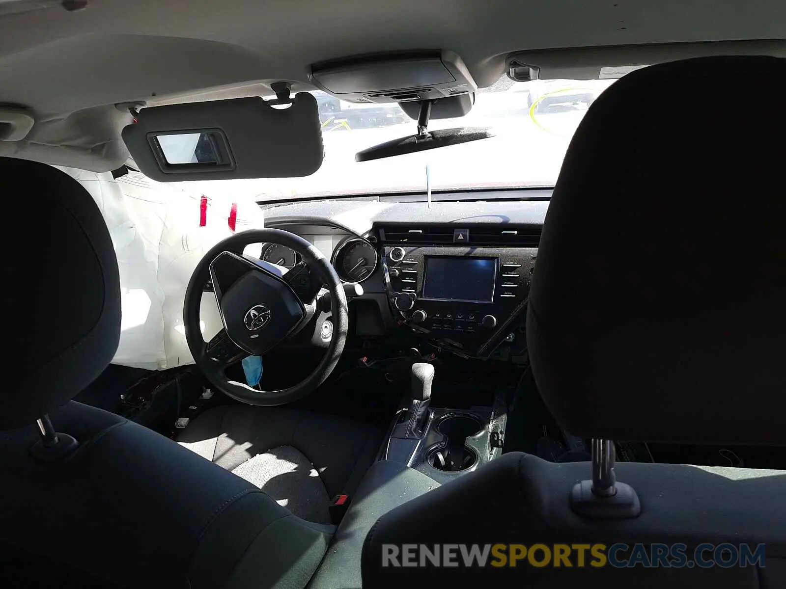 9 Photograph of a damaged car 4T1B11HK2KU685059 TOYOTA CAMRY 2019