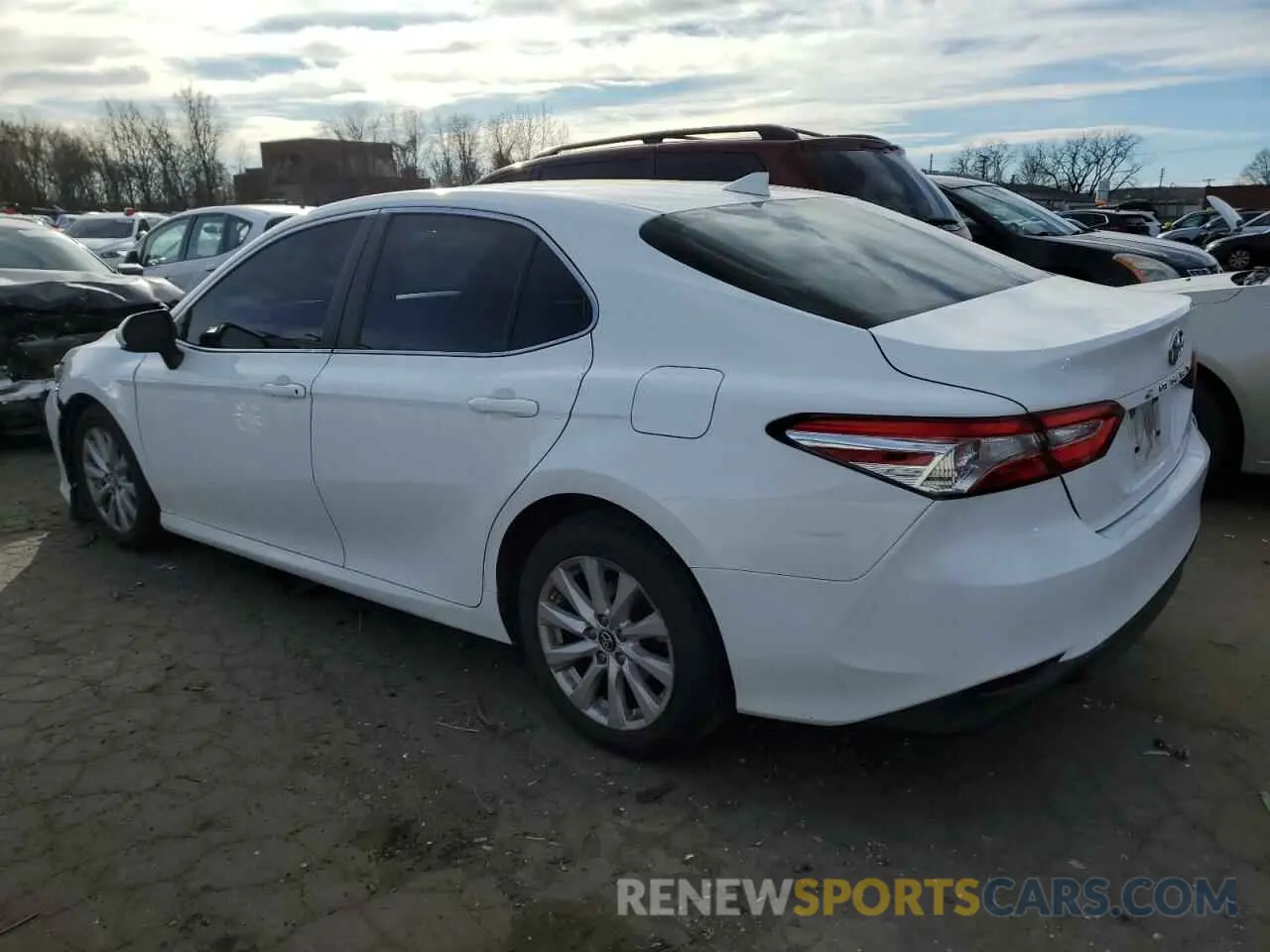 2 Фотография поврежденного автомобиля 4T1B11HK2KU688429 TOYOTA CAMRY 2019