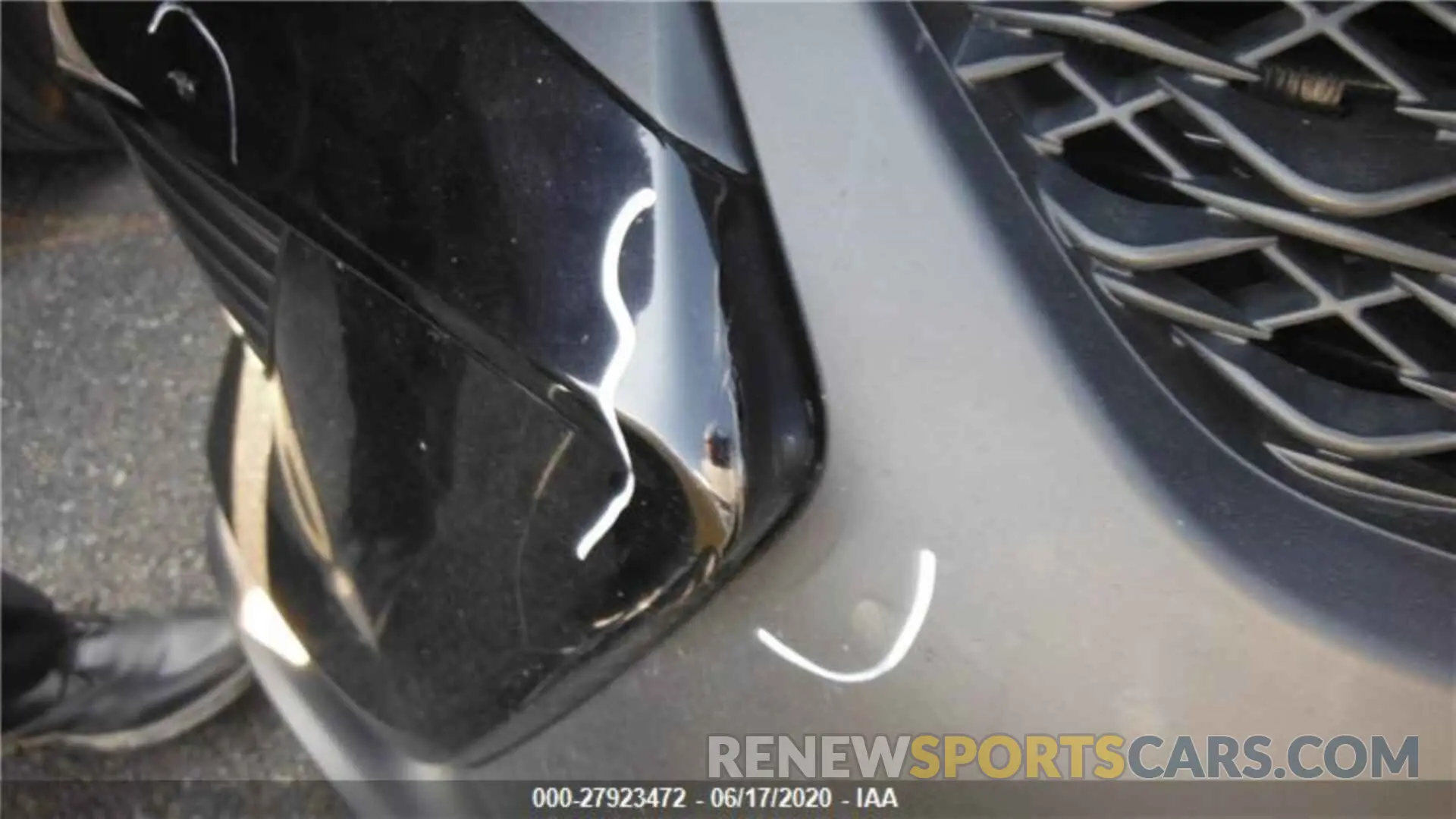 9 Photograph of a damaged car 4T1B11HK2KU693212 TOYOTA CAMRY 2019