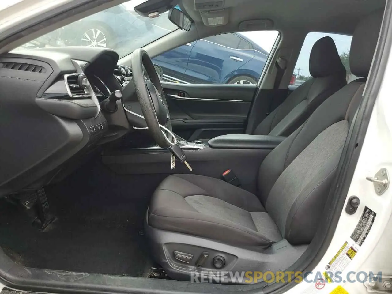 7 Photograph of a damaged car 4T1B11HK2KU719470 TOYOTA CAMRY 2019