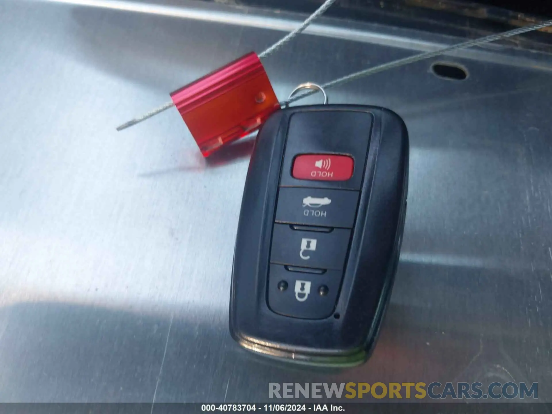 11 Photograph of a damaged car 4T1B11HK2KU720912 TOYOTA CAMRY 2019