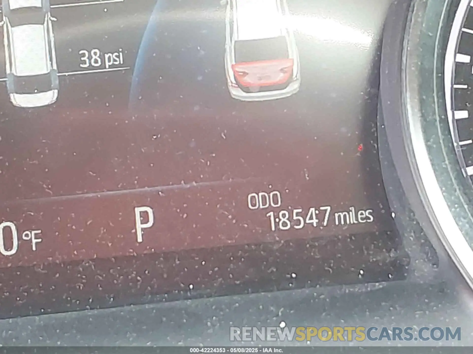 15 Photograph of a damaged car 4T1B11HK2KU724975 TOYOTA CAMRY 2019