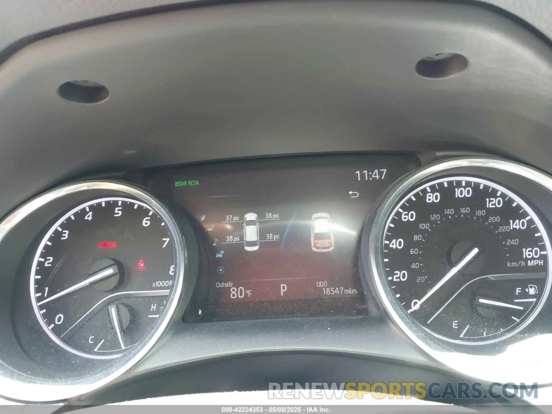 7 Photograph of a damaged car 4T1B11HK2KU724975 TOYOTA CAMRY 2019