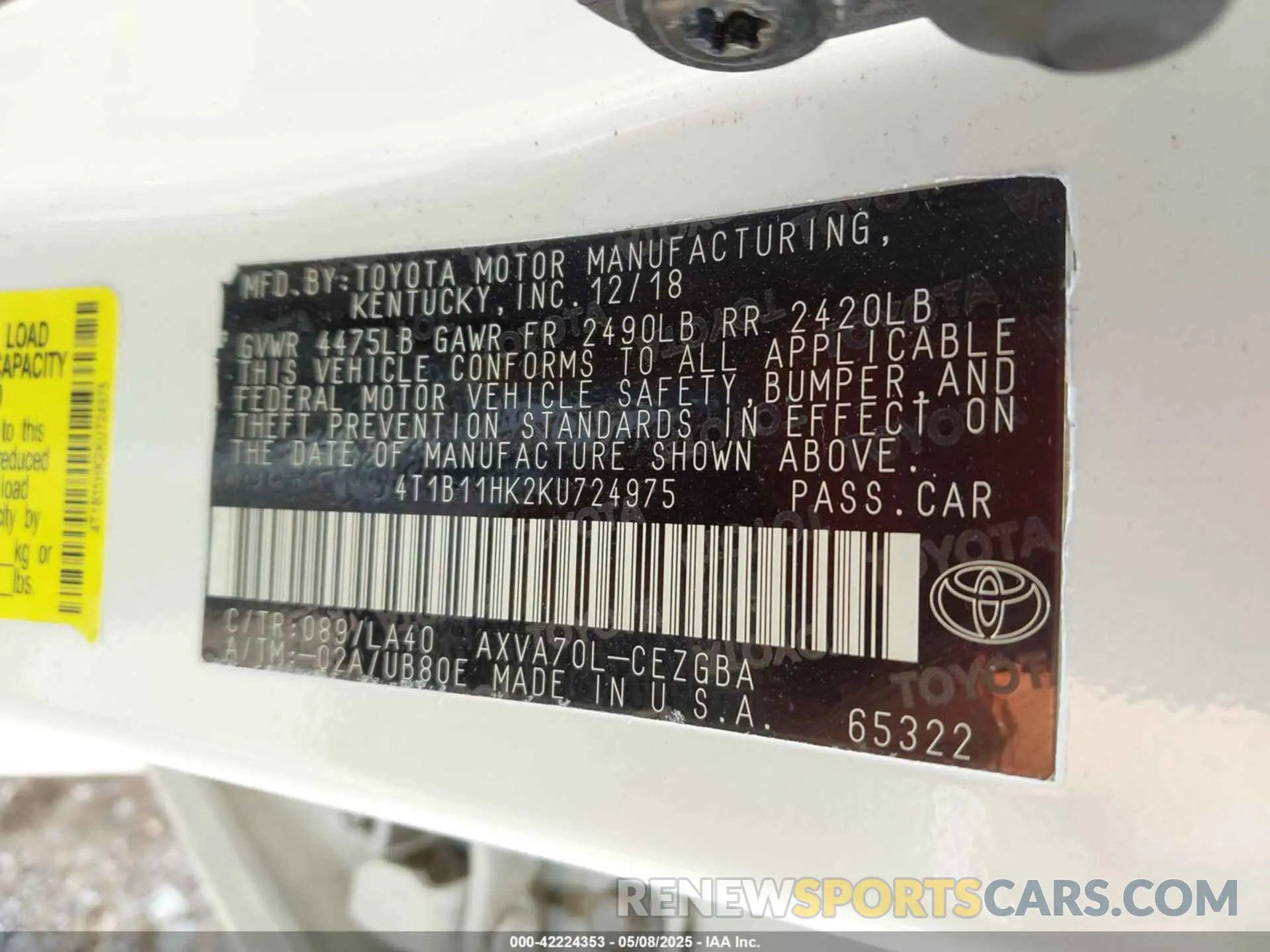 9 Photograph of a damaged car 4T1B11HK2KU724975 TOYOTA CAMRY 2019
