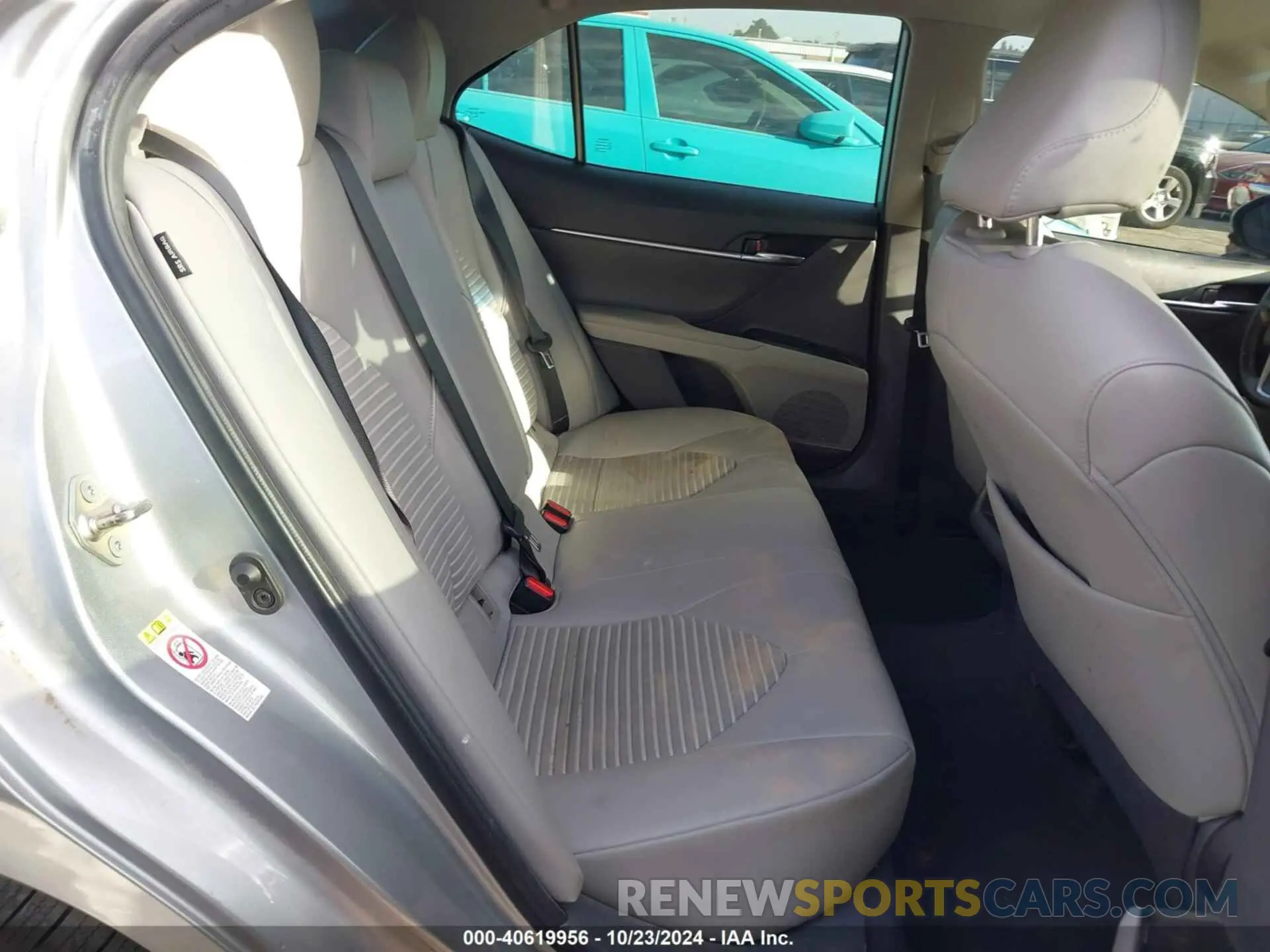 8 Фотография поврежденного автомобиля 4T1B11HK2KU735751 TOYOTA CAMRY 2019