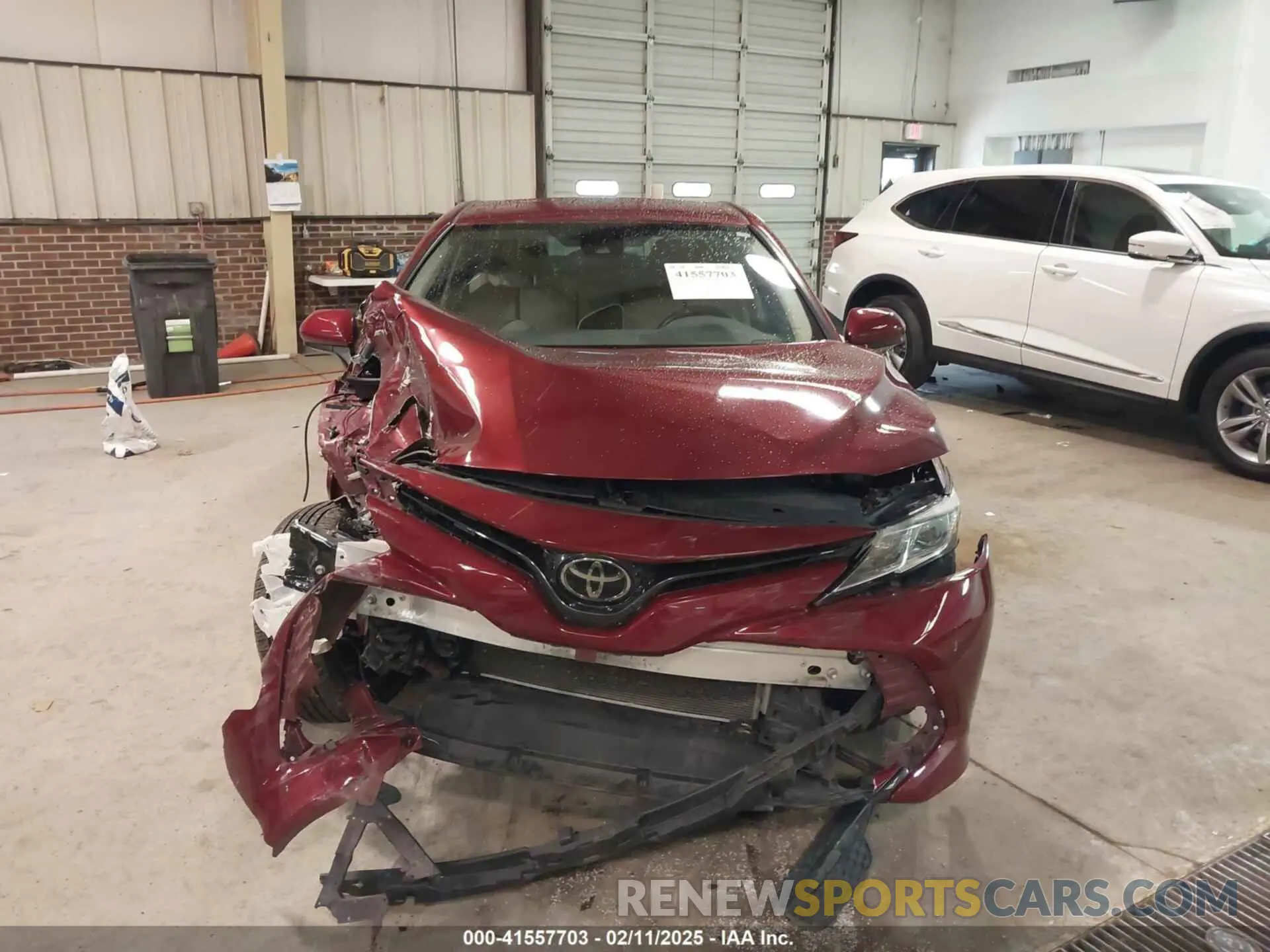 11 Photograph of a damaged car 4T1B11HK2KU737712 TOYOTA CAMRY 2019