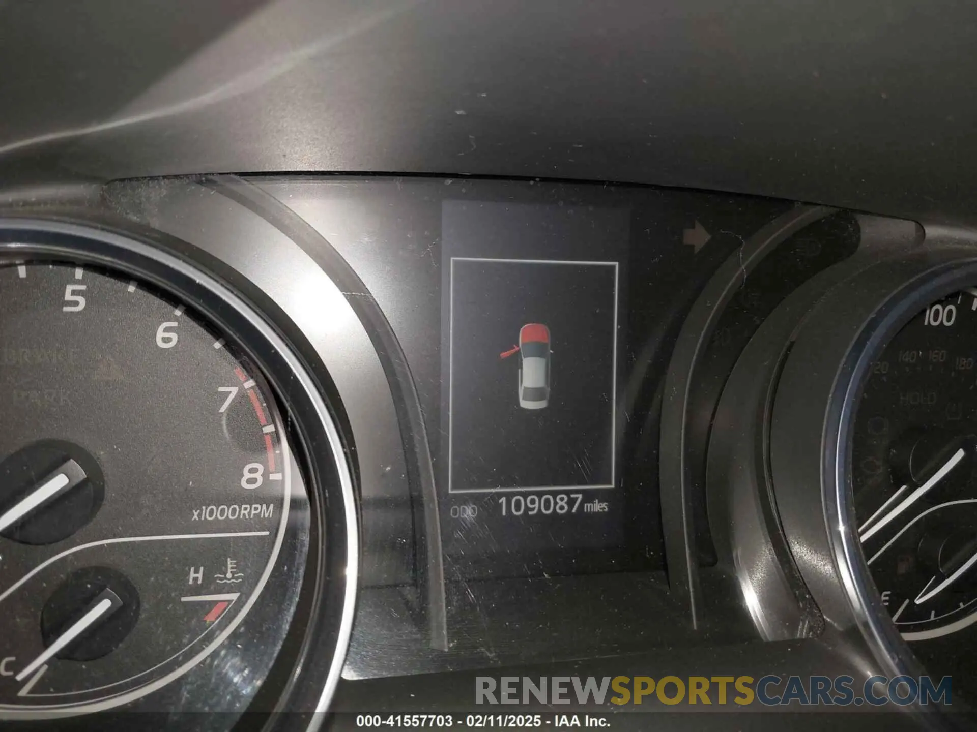 14 Photograph of a damaged car 4T1B11HK2KU737712 TOYOTA CAMRY 2019