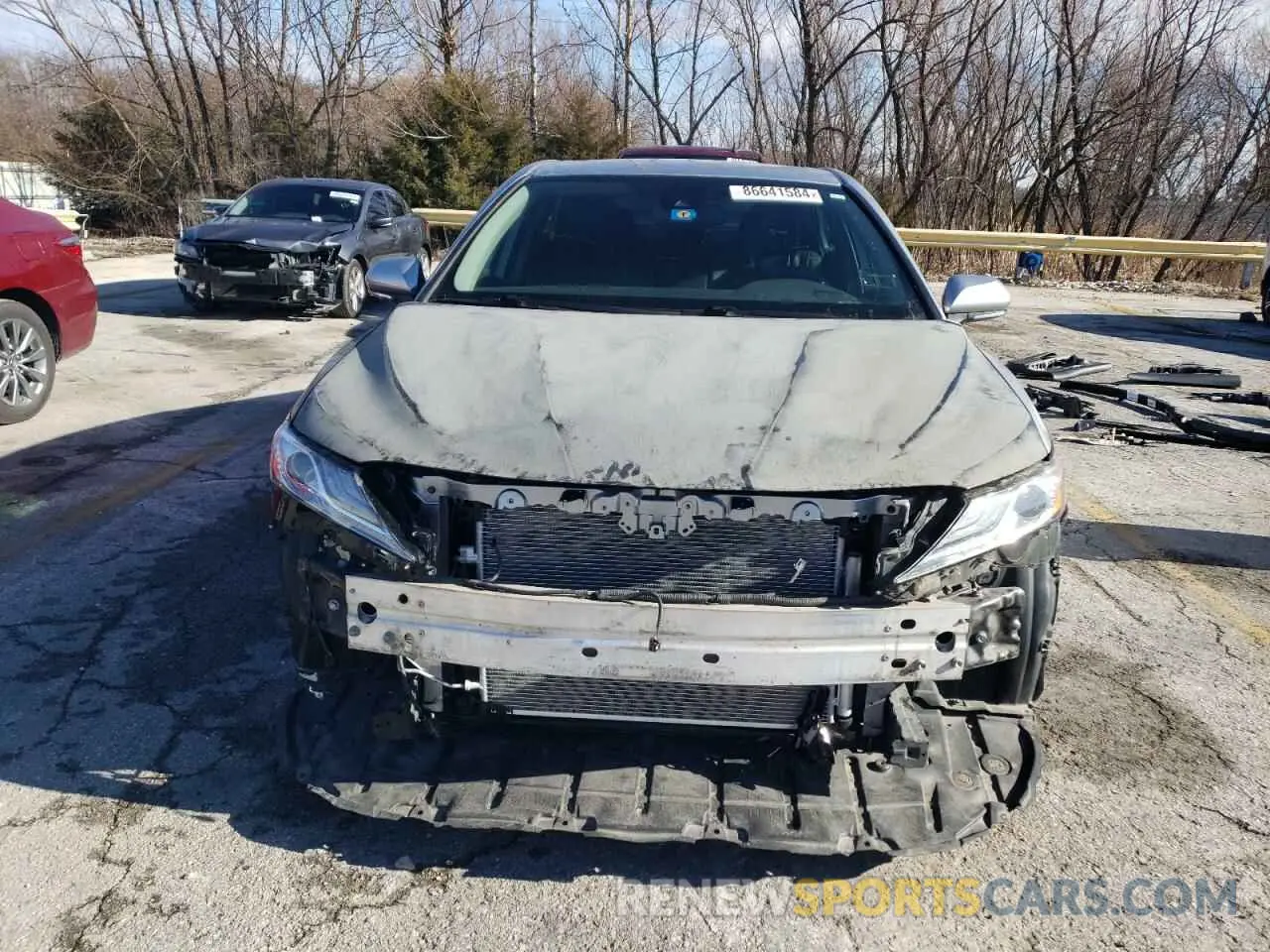 5 Photograph of a damaged car 4T1B11HK2KU740755 TOYOTA CAMRY 2019