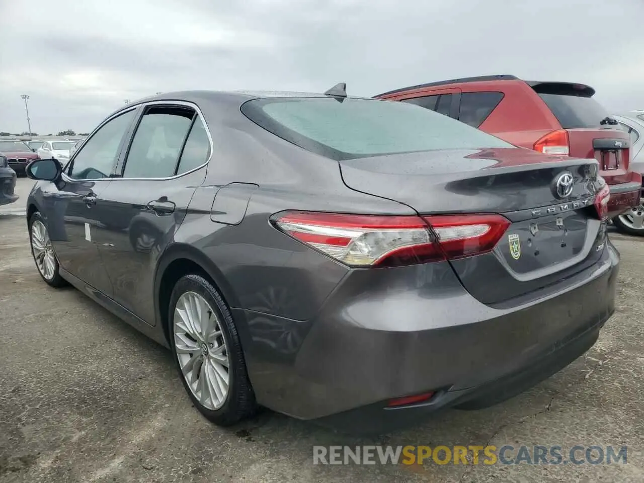 3 Photograph of a damaged car 4T1B11HK2KU751691 TOYOTA CAMRY 2019
