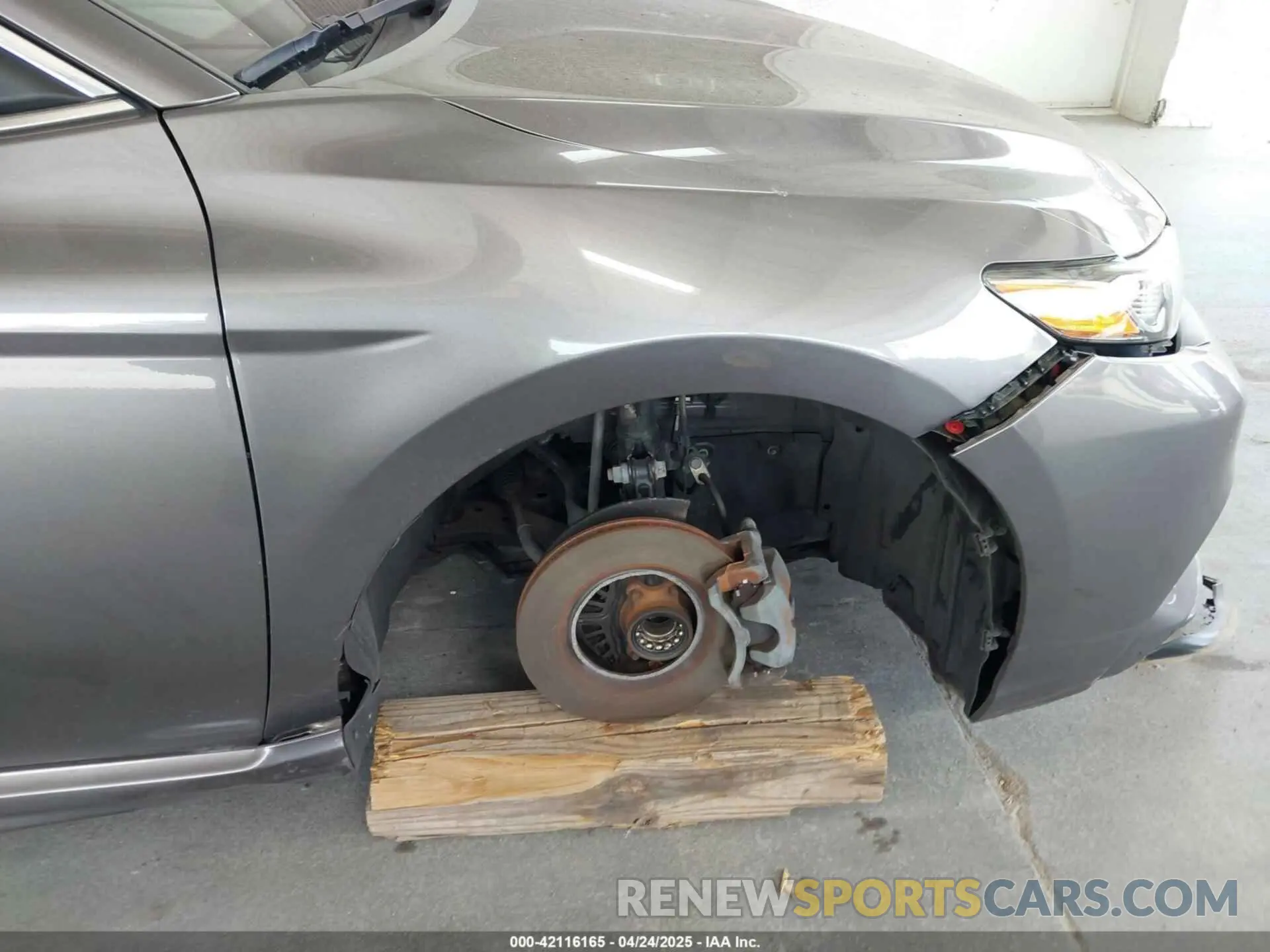 6 Photograph of a damaged car 4T1B11HK2KU756440 TOYOTA CAMRY 2019