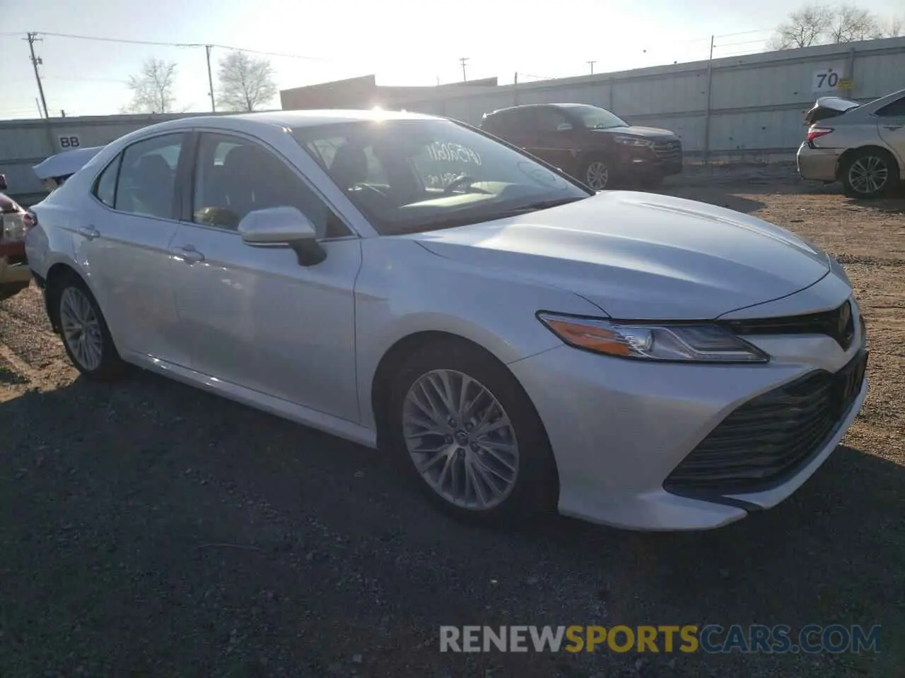 1 Photograph of a damaged car 4T1B11HK2KU758544 TOYOTA CAMRY 2019