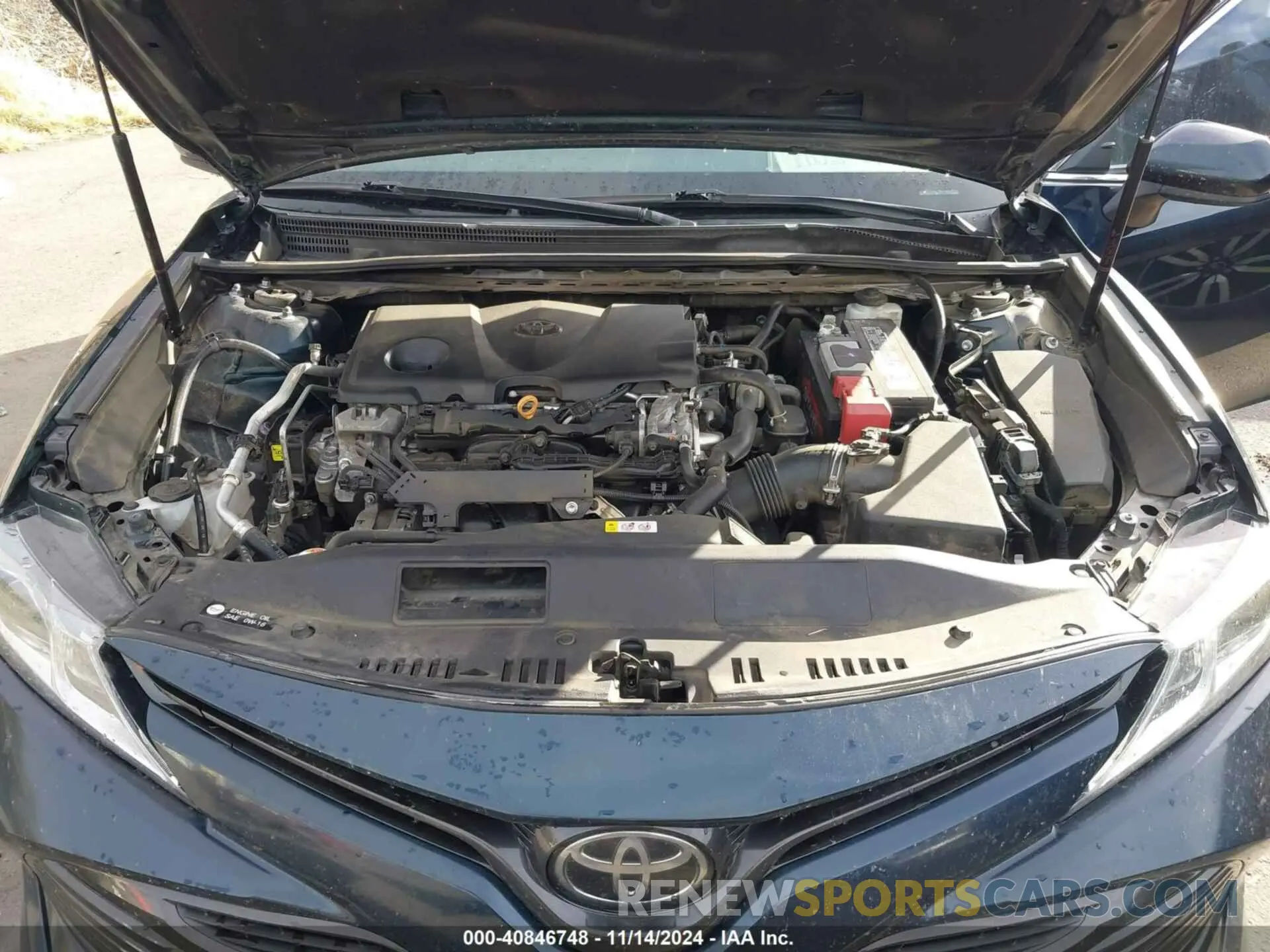10 Photograph of a damaged car 4T1B11HK2KU760181 TOYOTA CAMRY 2019
