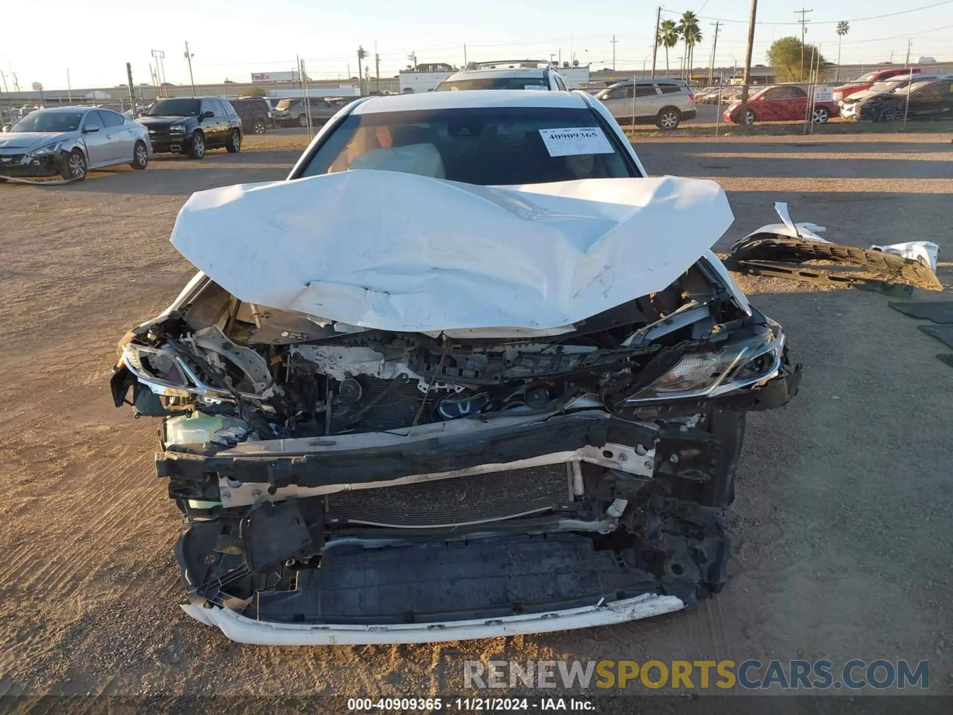 13 Photograph of a damaged car 4T1B11HK2KU765607 TOYOTA CAMRY 2019