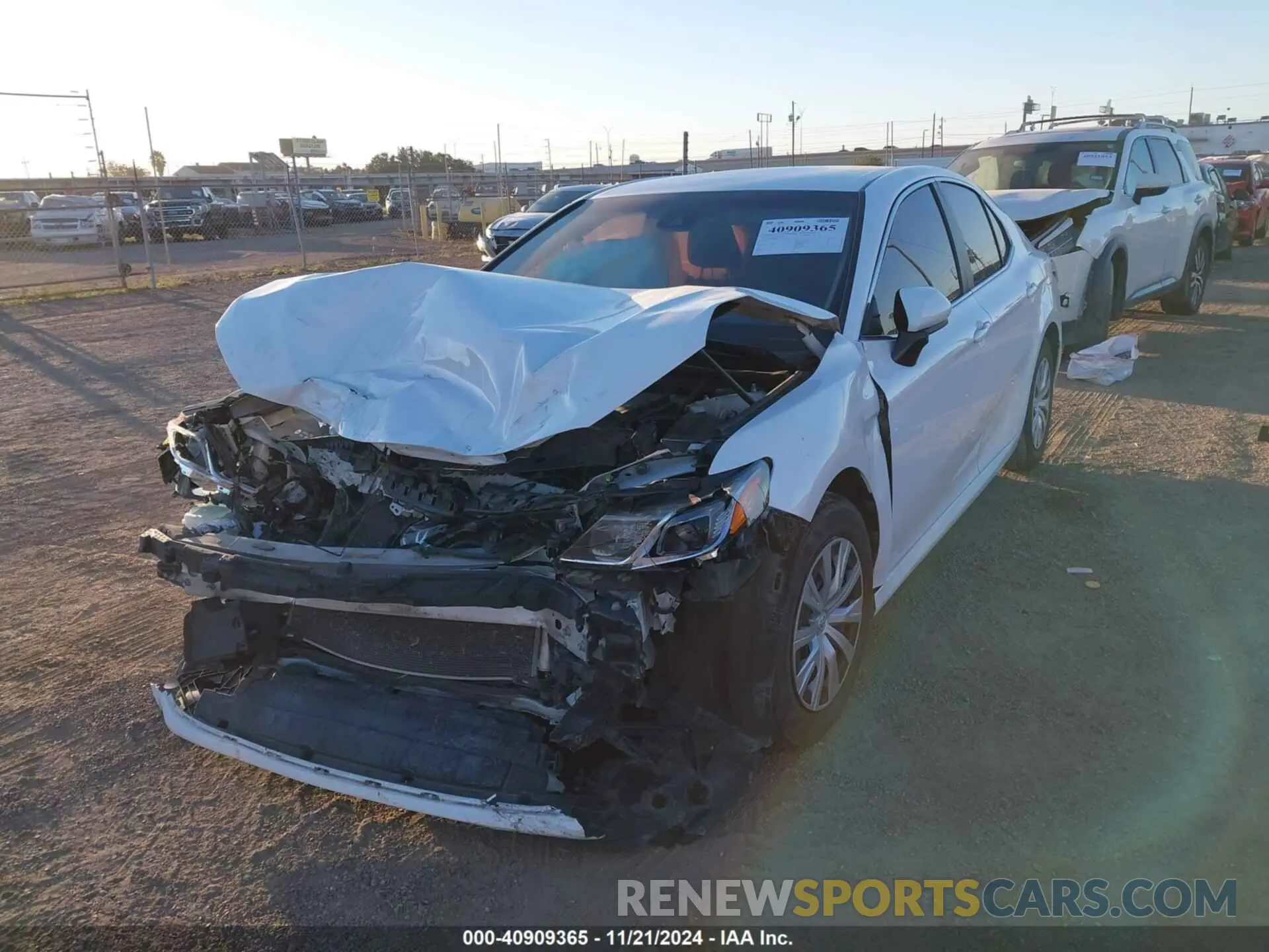 2 Photograph of a damaged car 4T1B11HK2KU765607 TOYOTA CAMRY 2019