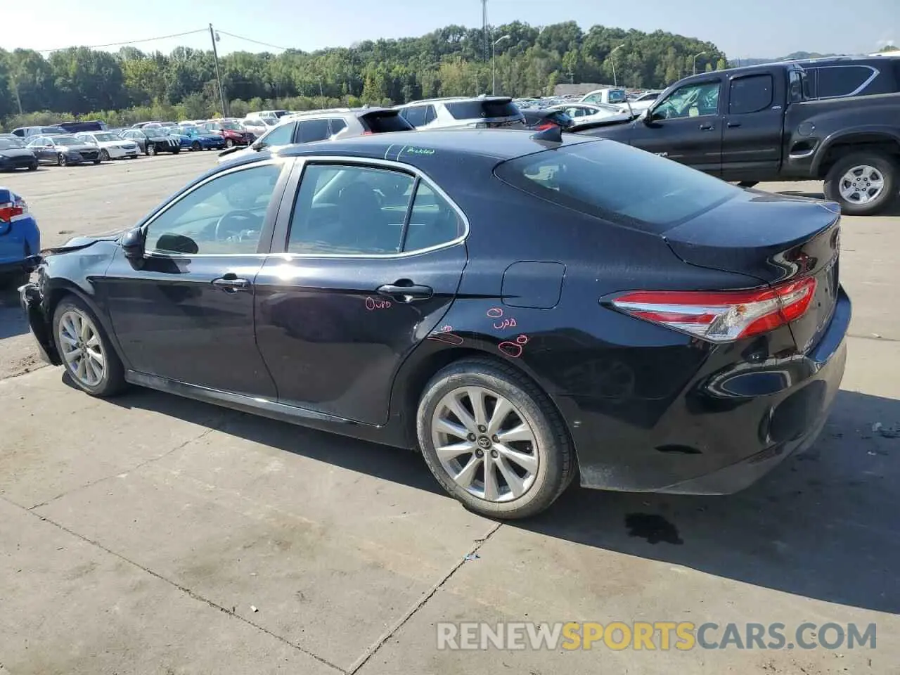 2 Фотография поврежденного автомобиля 4T1B11HK2KU768751 TOYOTA CAMRY 2019