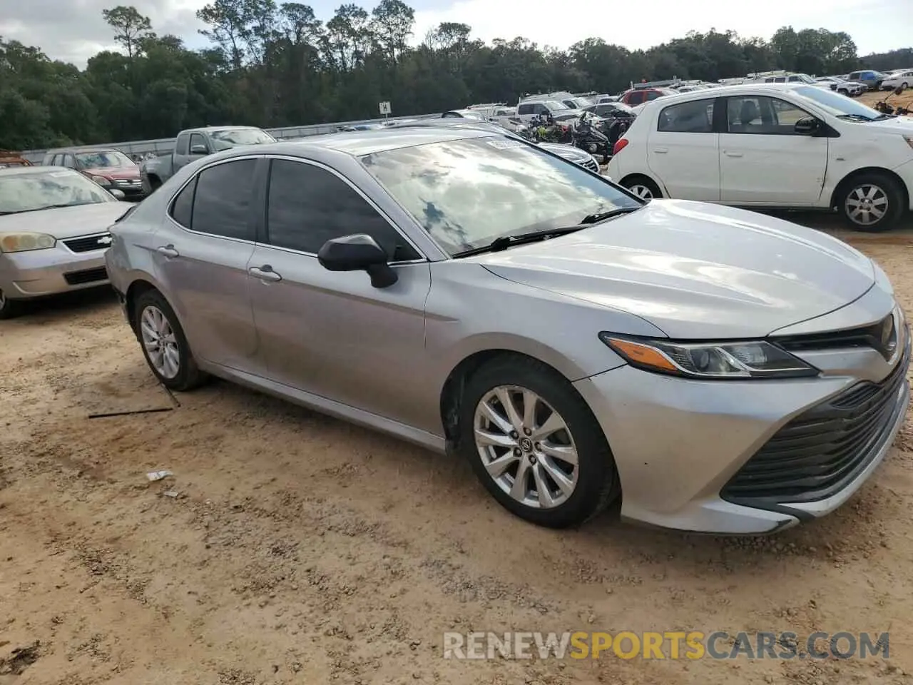4 Photograph of a damaged car 4T1B11HK2KU772119 TOYOTA CAMRY 2019