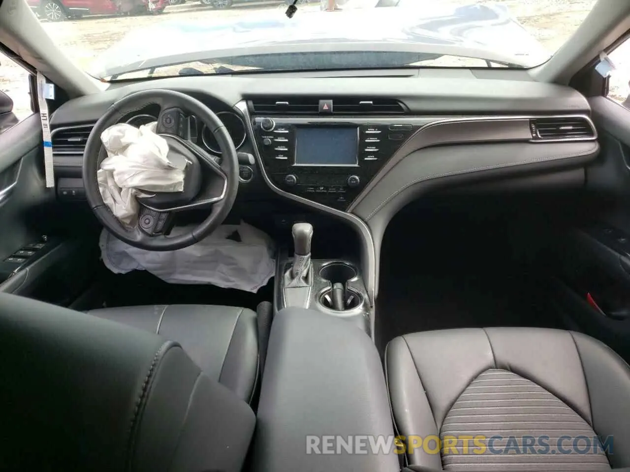 9 Photograph of a damaged car 4T1B11HK2KU773464 TOYOTA CAMRY 2019