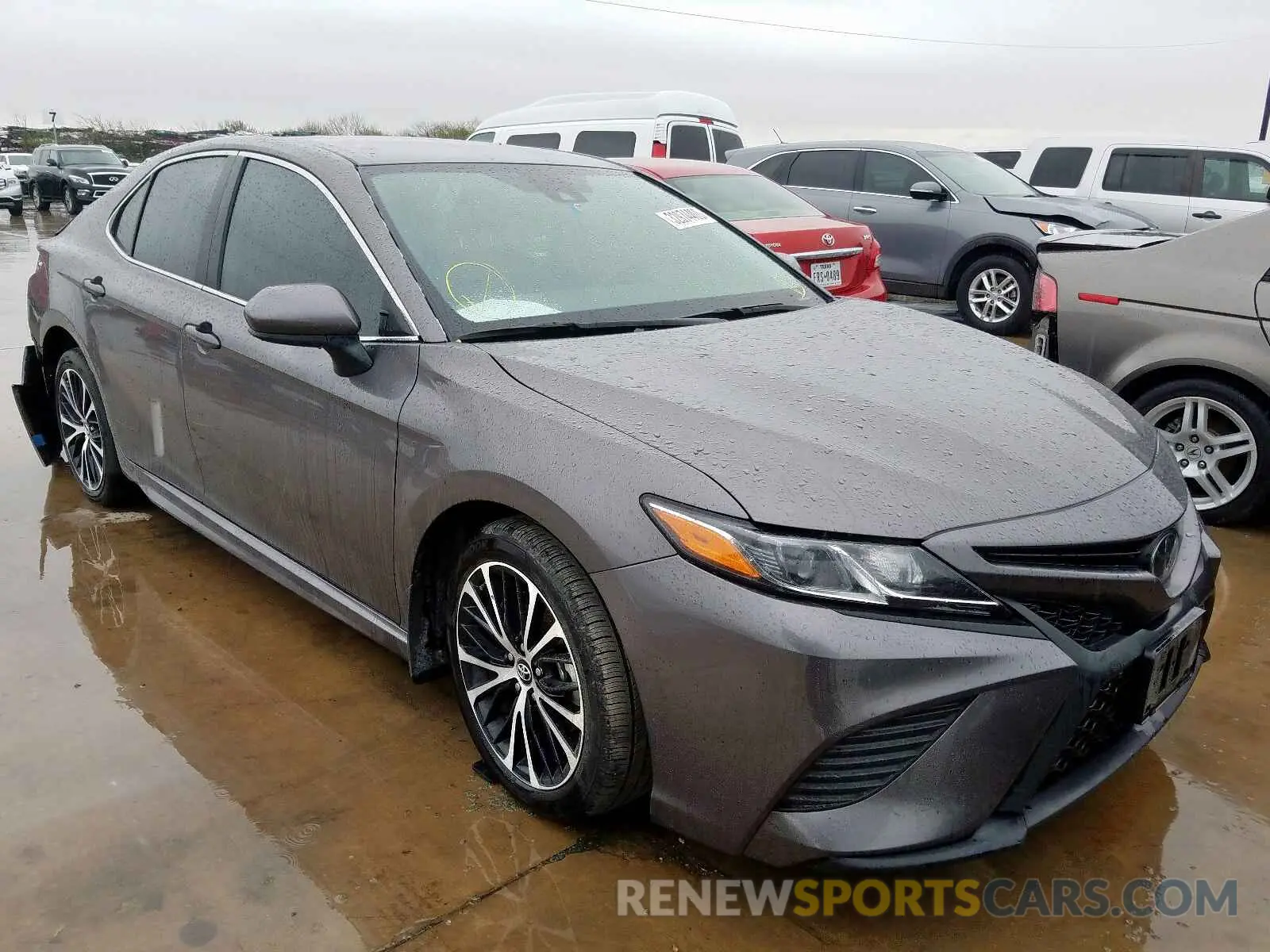 1 Photograph of a damaged car 4T1B11HK2KU781919 TOYOTA CAMRY 2019