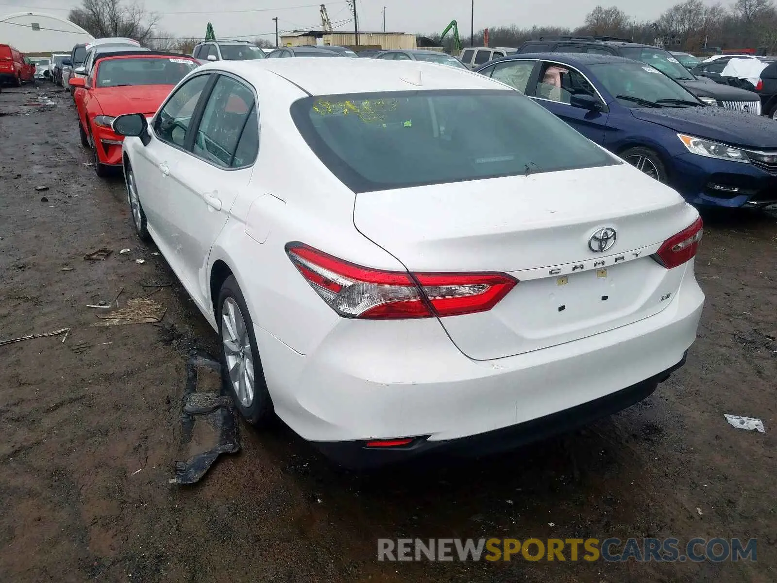 3 Photograph of a damaged car 4T1B11HK2KU790152 TOYOTA CAMRY 2019