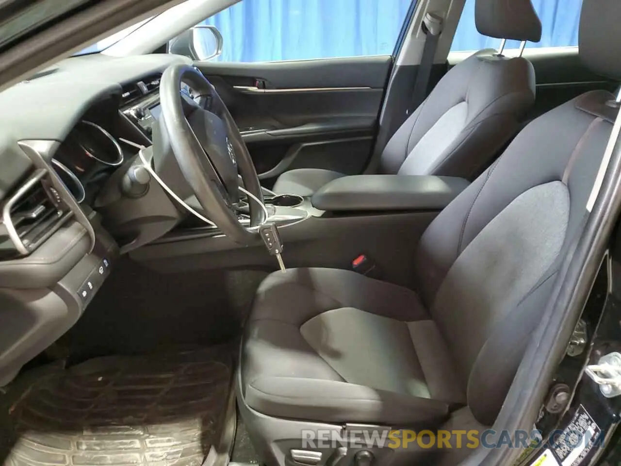 7 Photograph of a damaged car 4T1B11HK2KU795724 TOYOTA CAMRY 2019