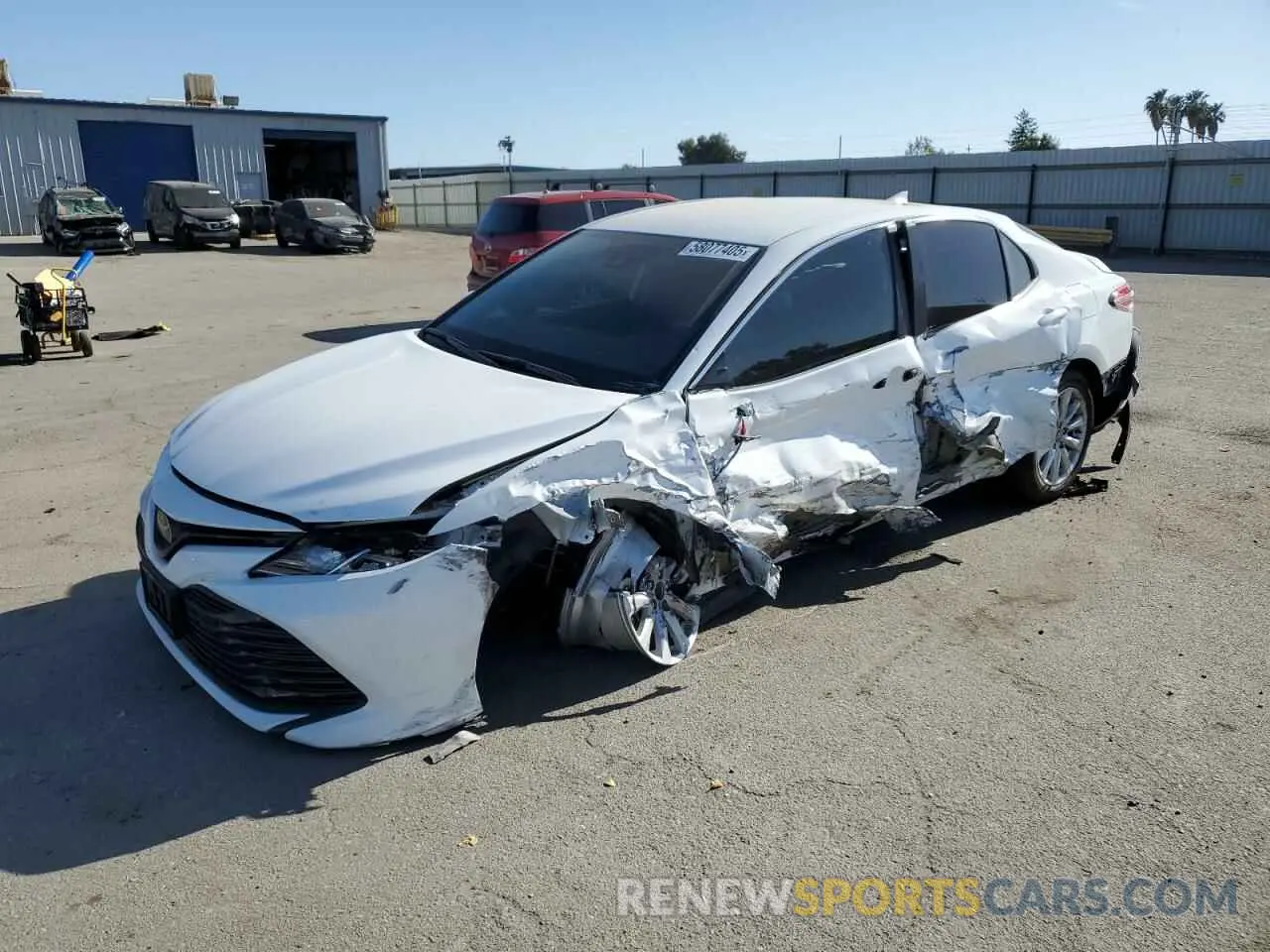 1 Фотография поврежденного автомобиля 4T1B11HK2KU813090 TOYOTA CAMRY 2019