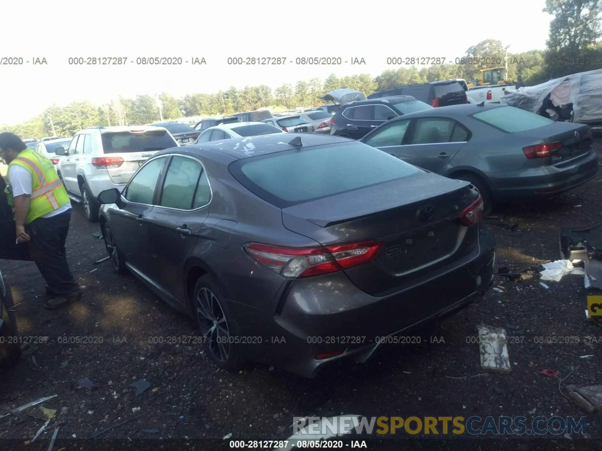 3 Photograph of a damaged car 4T1B11HK2KU816068 TOYOTA CAMRY 2019