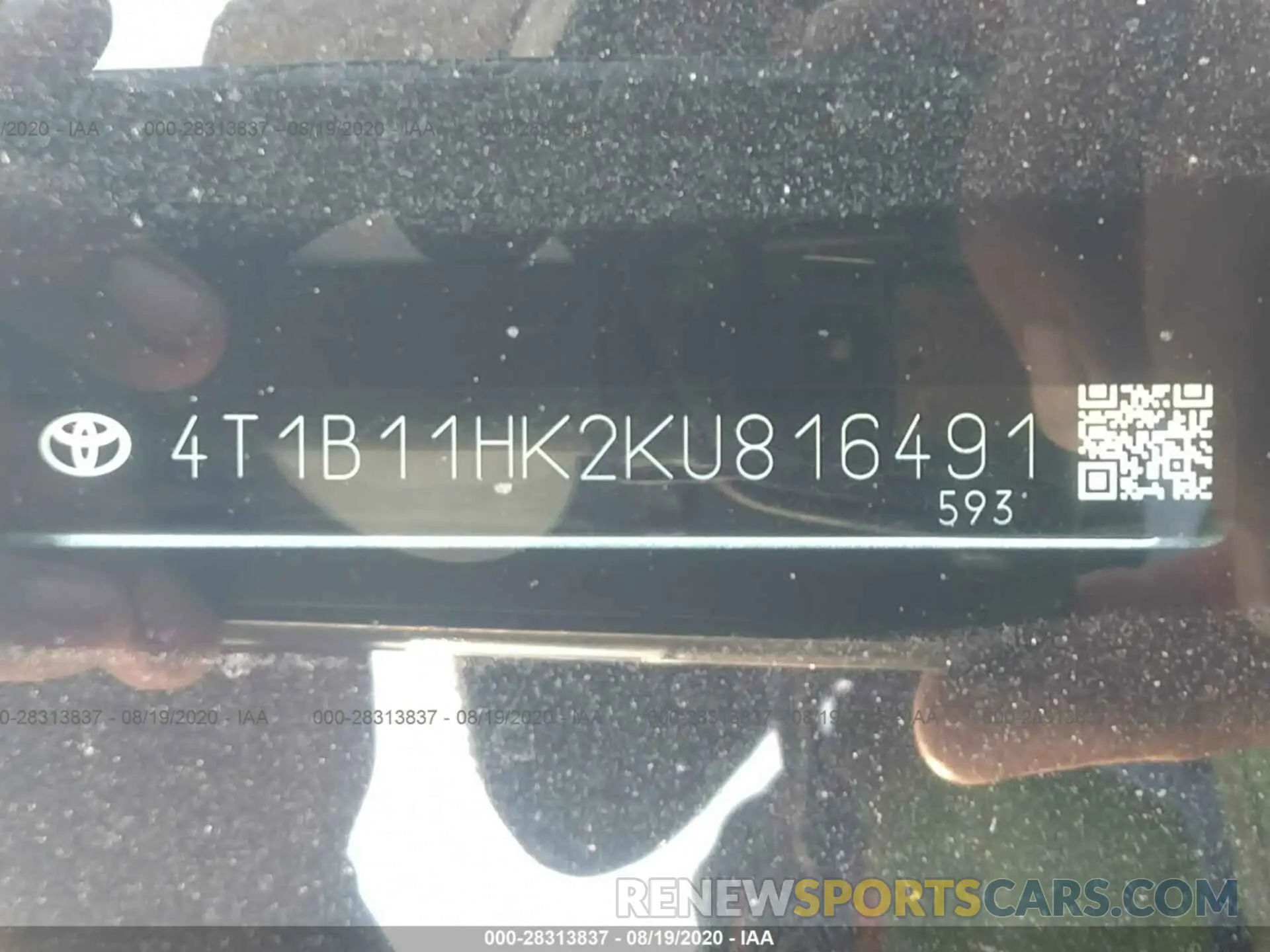 9 Photograph of a damaged car 4T1B11HK2KU816491 TOYOTA CAMRY 2019