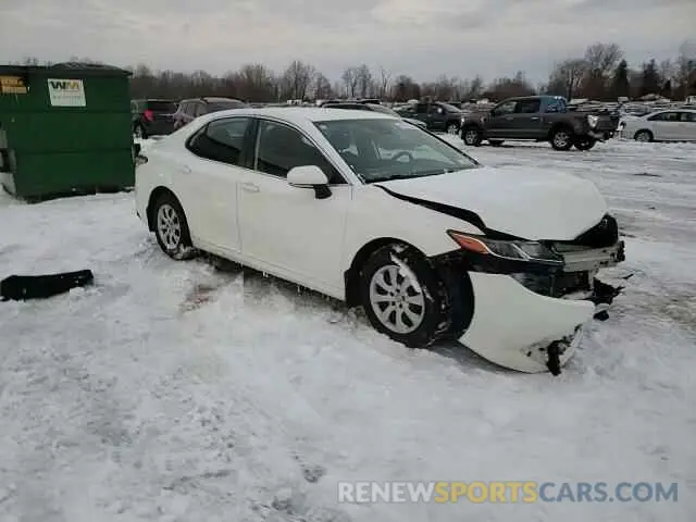 13 Photograph of a damaged car 4T1B11HK2KU818757 TOYOTA CAMRY 2019