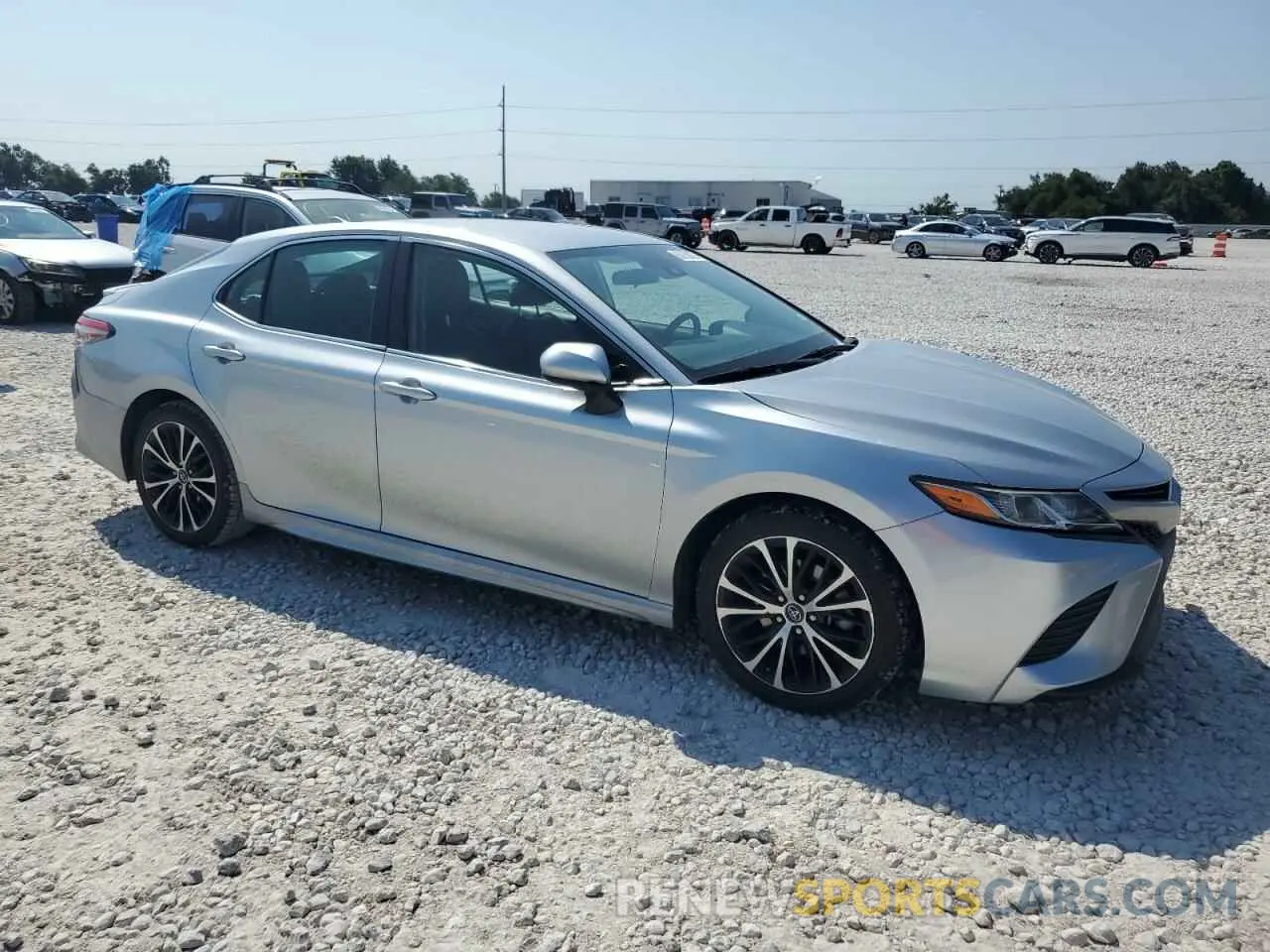 4 Photograph of a damaged car 4T1B11HK2KU819343 TOYOTA CAMRY 2019