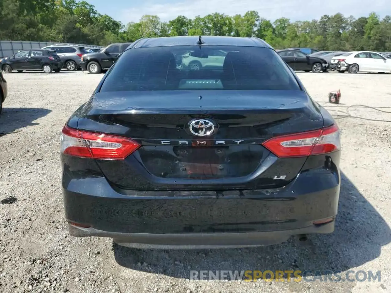 6 Photograph of a damaged car 4T1B11HK2KU831024 TOYOTA CAMRY 2019