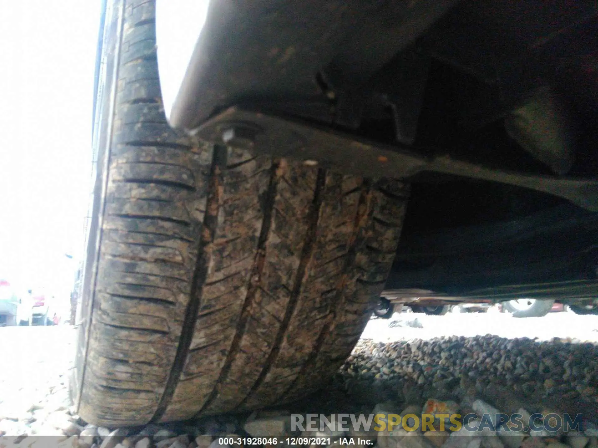 12 Photograph of a damaged car 4T1B11HK2KU836448 TOYOTA CAMRY 2019