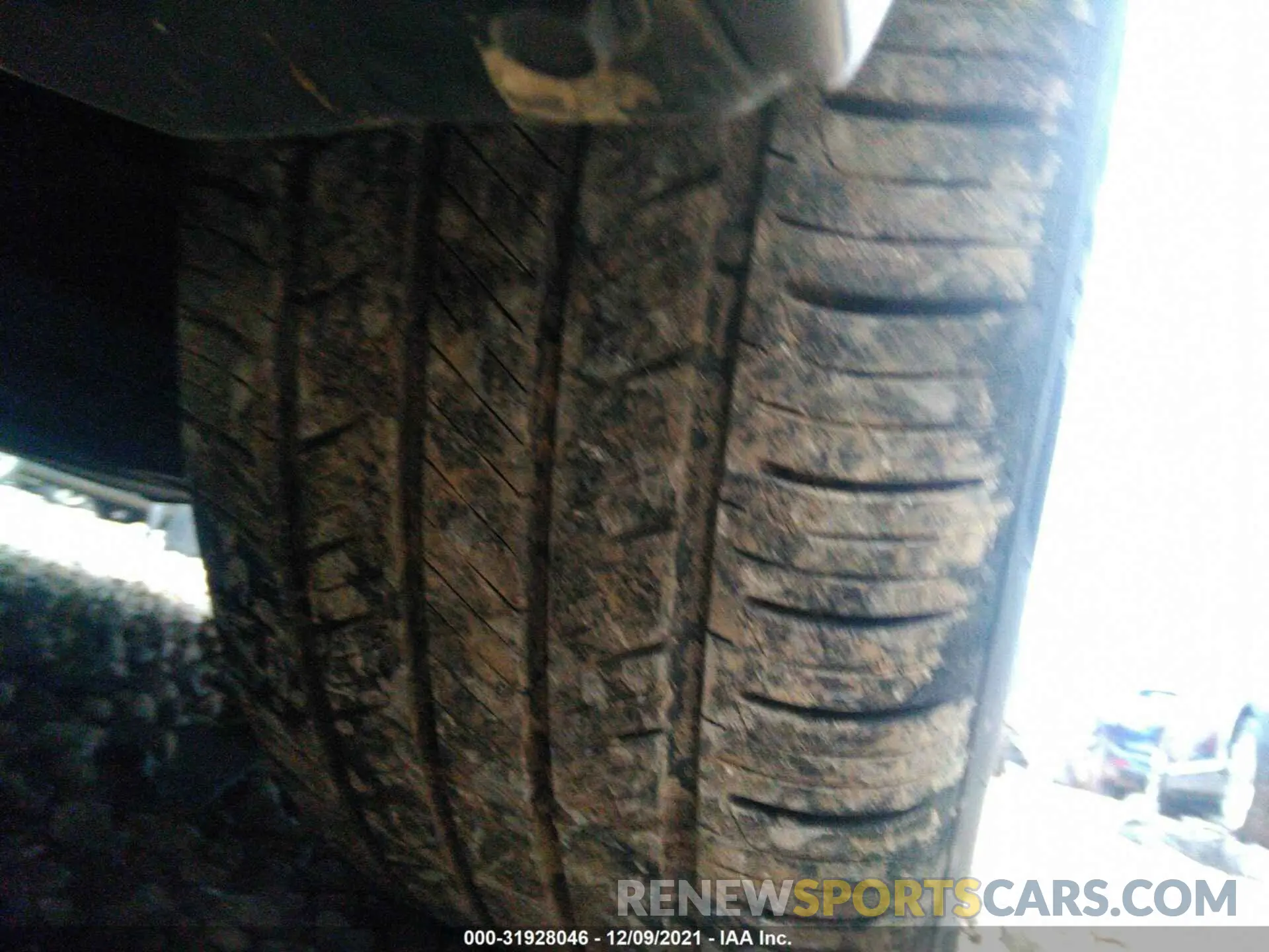 14 Photograph of a damaged car 4T1B11HK2KU836448 TOYOTA CAMRY 2019