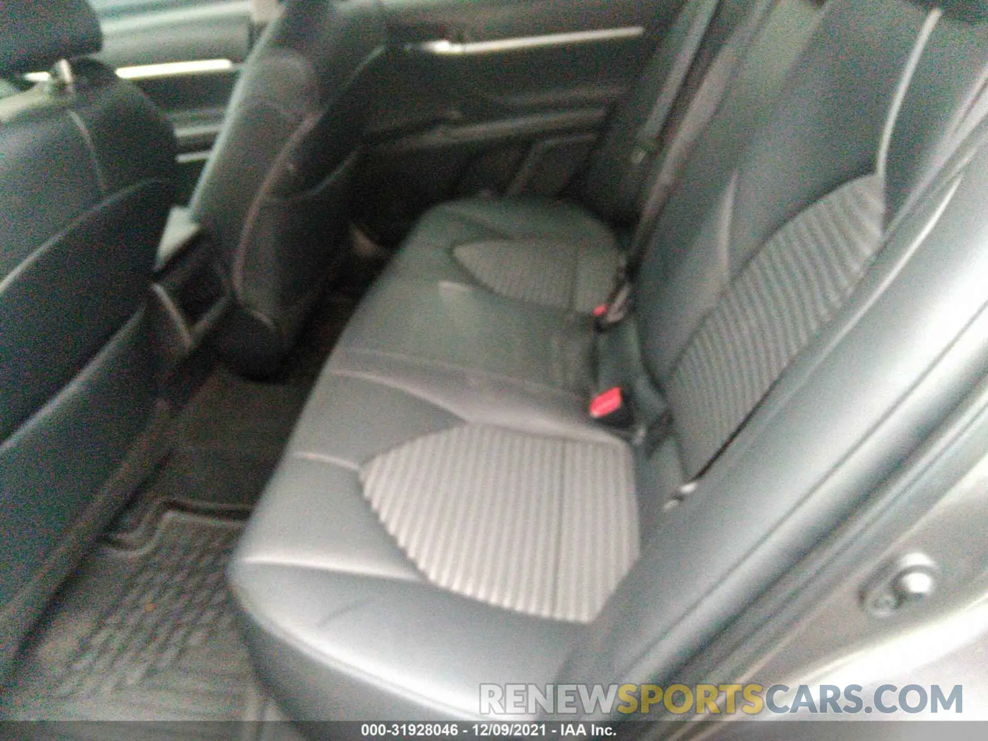 8 Photograph of a damaged car 4T1B11HK2KU836448 TOYOTA CAMRY 2019