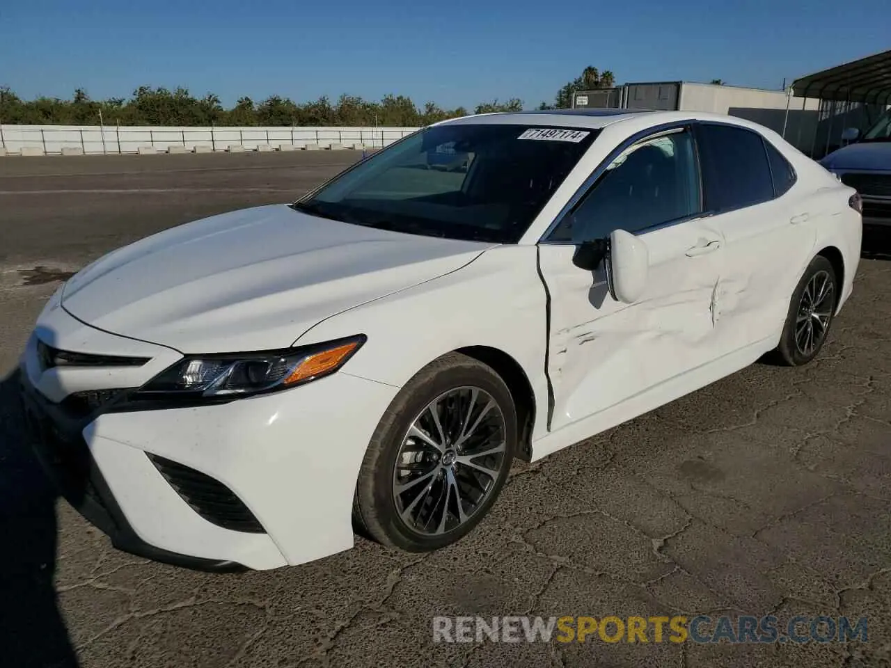 1 Photograph of a damaged car 4T1B11HK2KU838104 TOYOTA CAMRY 2019