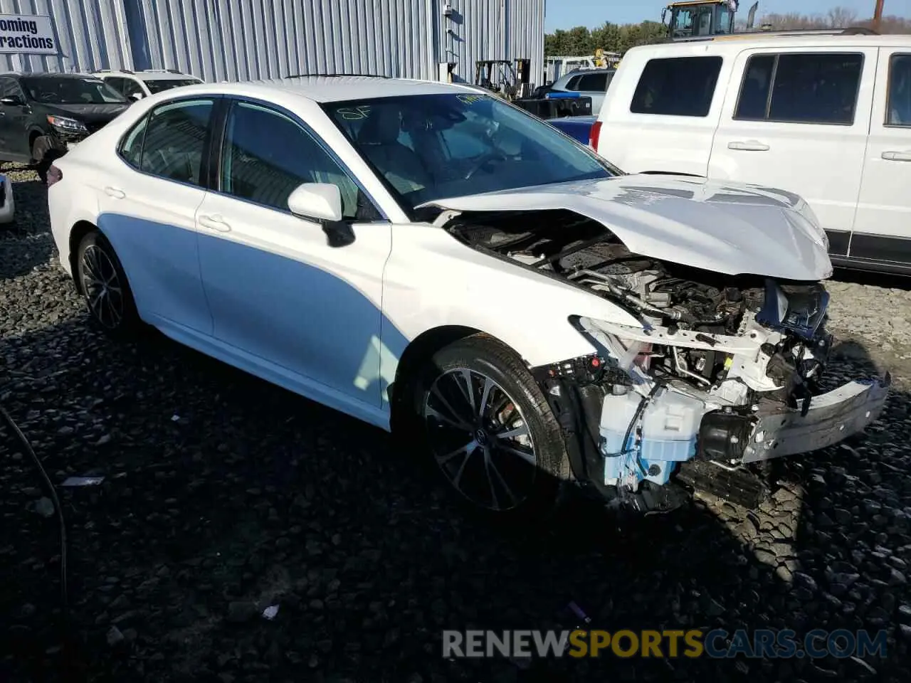 4 Фотография поврежденного автомобиля 4T1B11HK2KU840077 TOYOTA CAMRY 2019