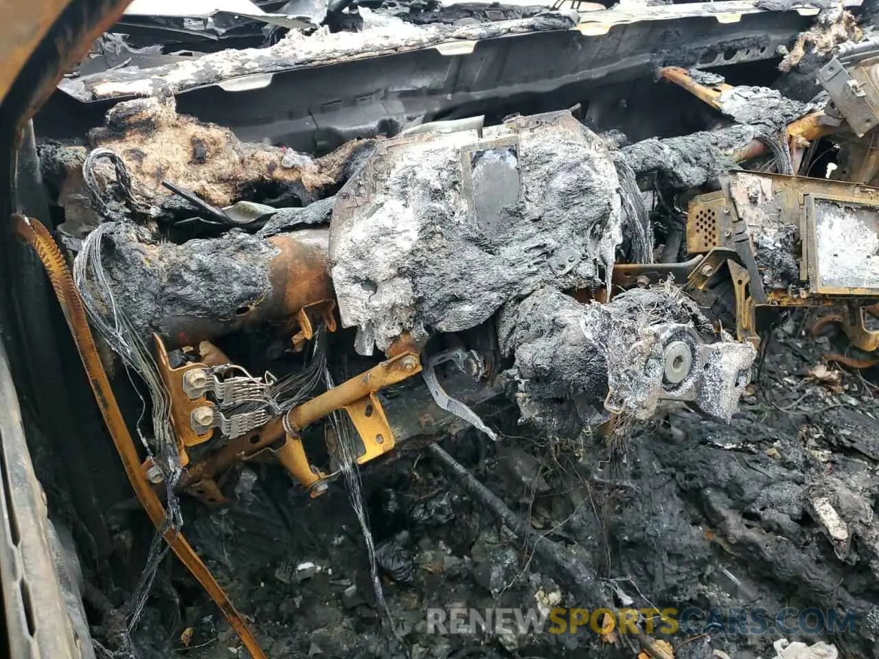 9 Photograph of a damaged car 4T1B11HK2KU840578 TOYOTA CAMRY 2019