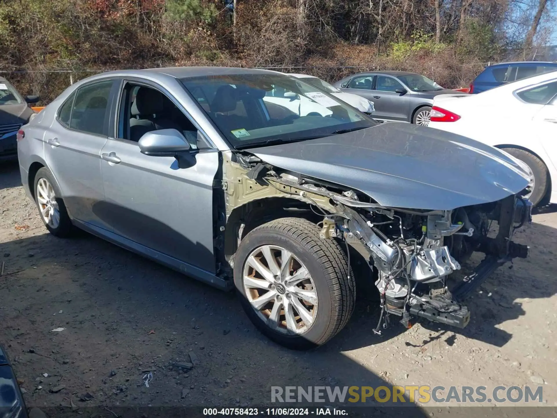 1 Photograph of a damaged car 4T1B11HK2KU850334 TOYOTA CAMRY 2019