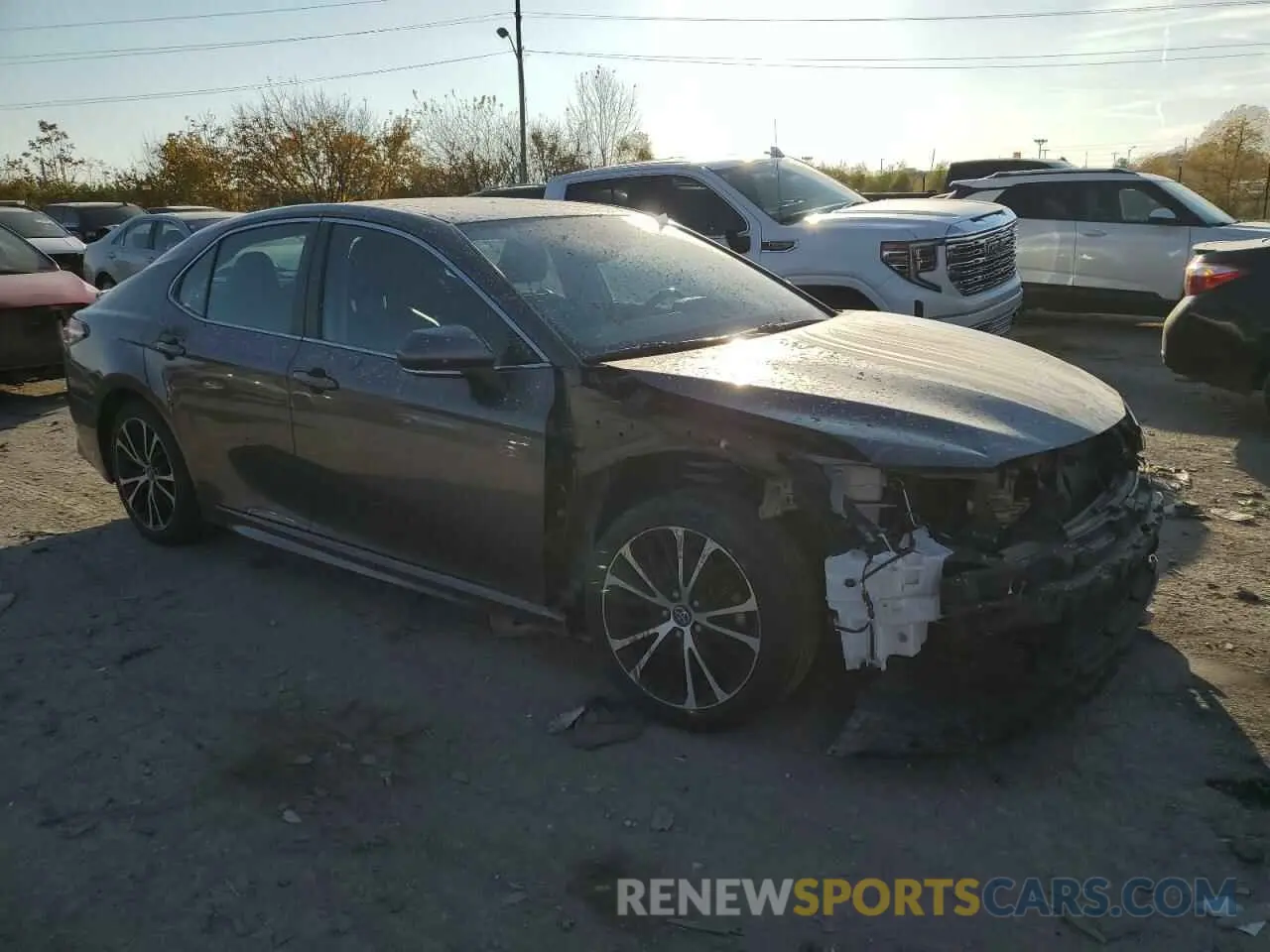 4 Photograph of a damaged car 4T1B11HK2KU852424 TOYOTA CAMRY 2019